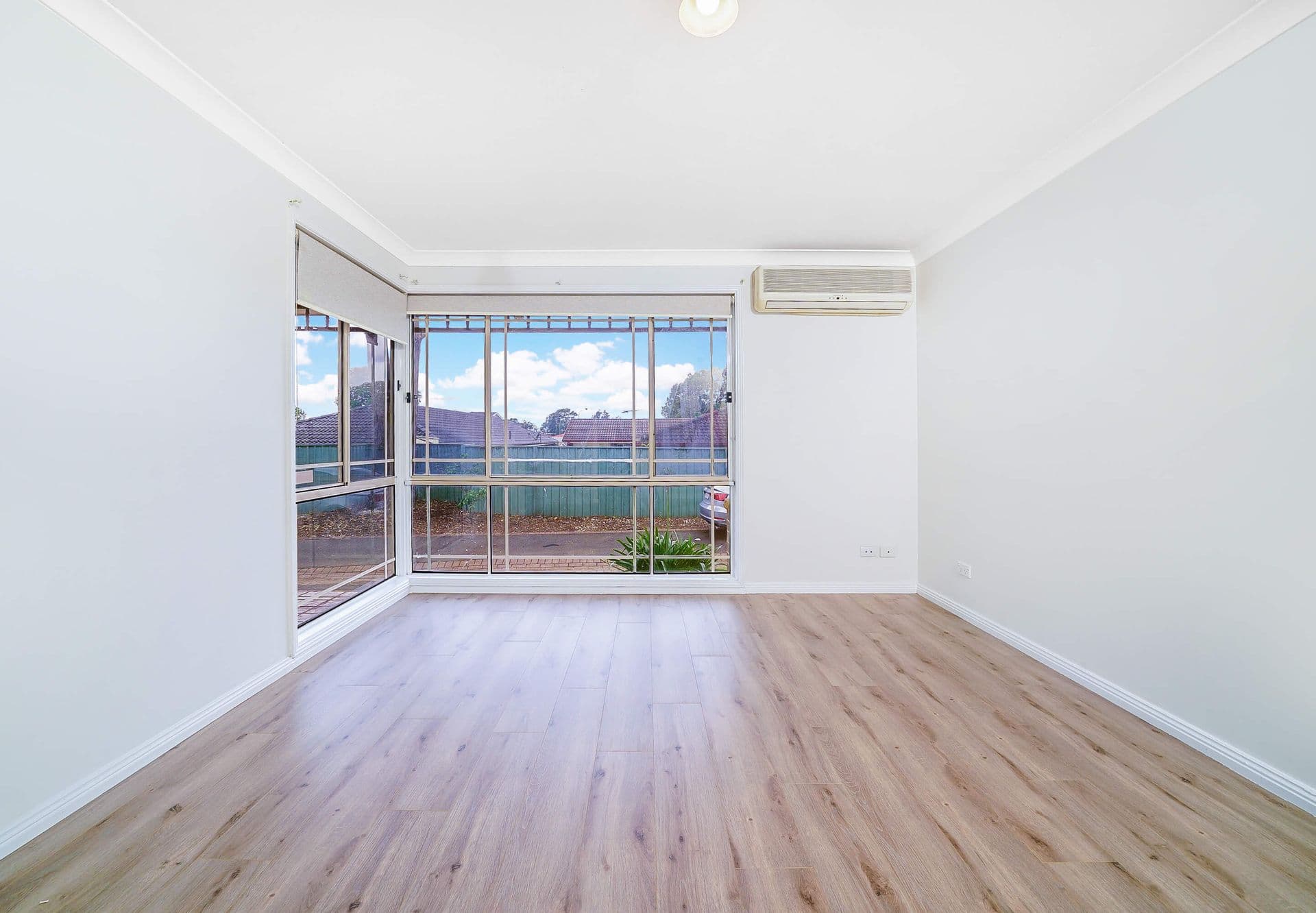 14 Tamworth Crescent, Hoxton Park, NSW, 2171, Hoxton Park - Thumbnail 2