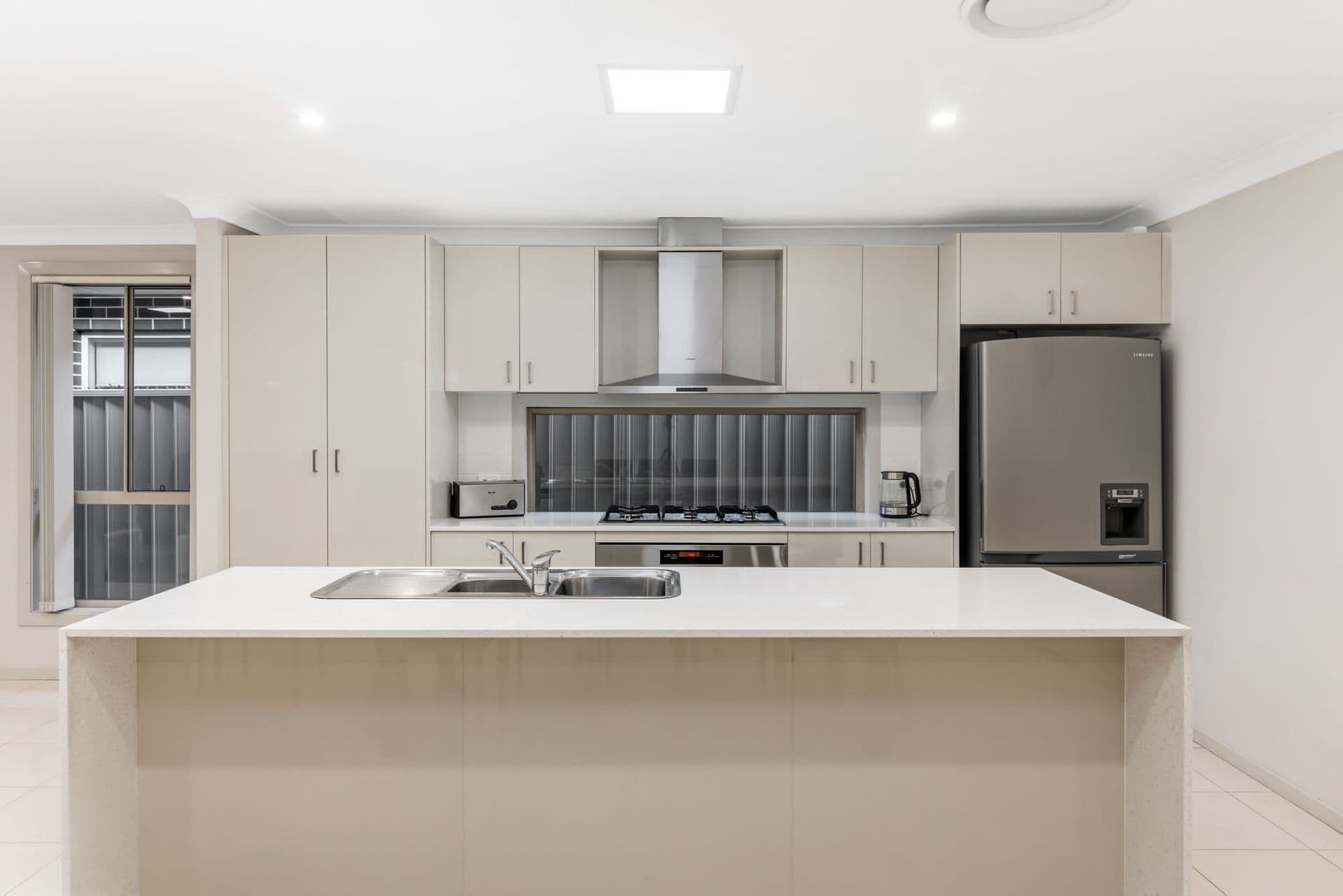 72 Inverell Avenue, Hinchinbrook, NSW, 2168, Hinchinbrook - Thumbnail 5