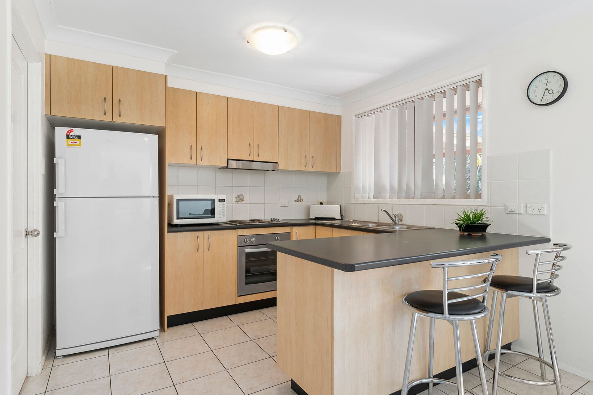 10/16-18 Carnation Avenue, Casula, NSW, 2170, Casula - Thumbnail 3