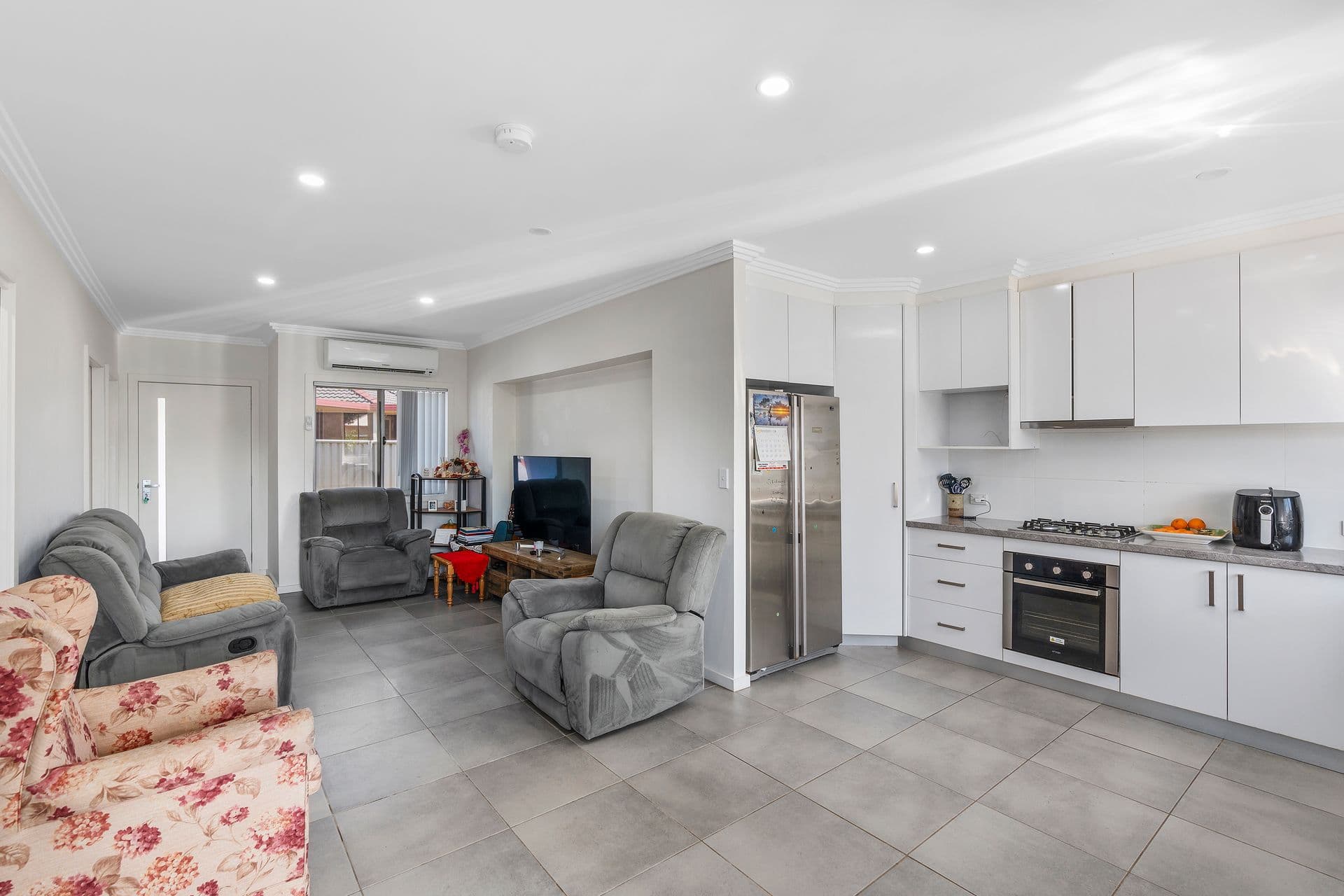 30 AND 30a Pyramus Circuit, Rosemeadow, NSW, 2560, Rosemeadow - Thumbnail 7