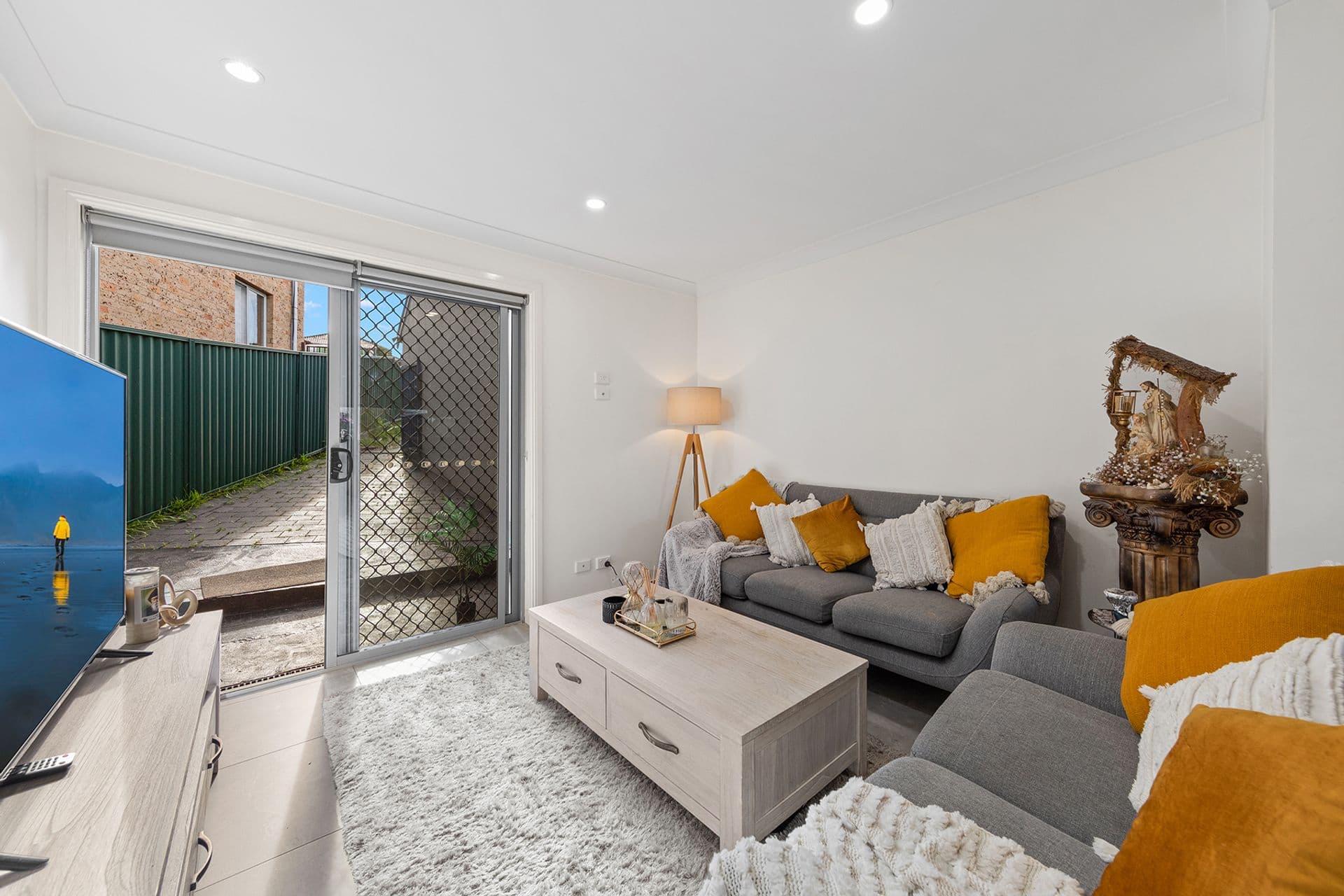 4A Forester Place, Bossley Park, NSW, 2176, Bossley Park - Image 1