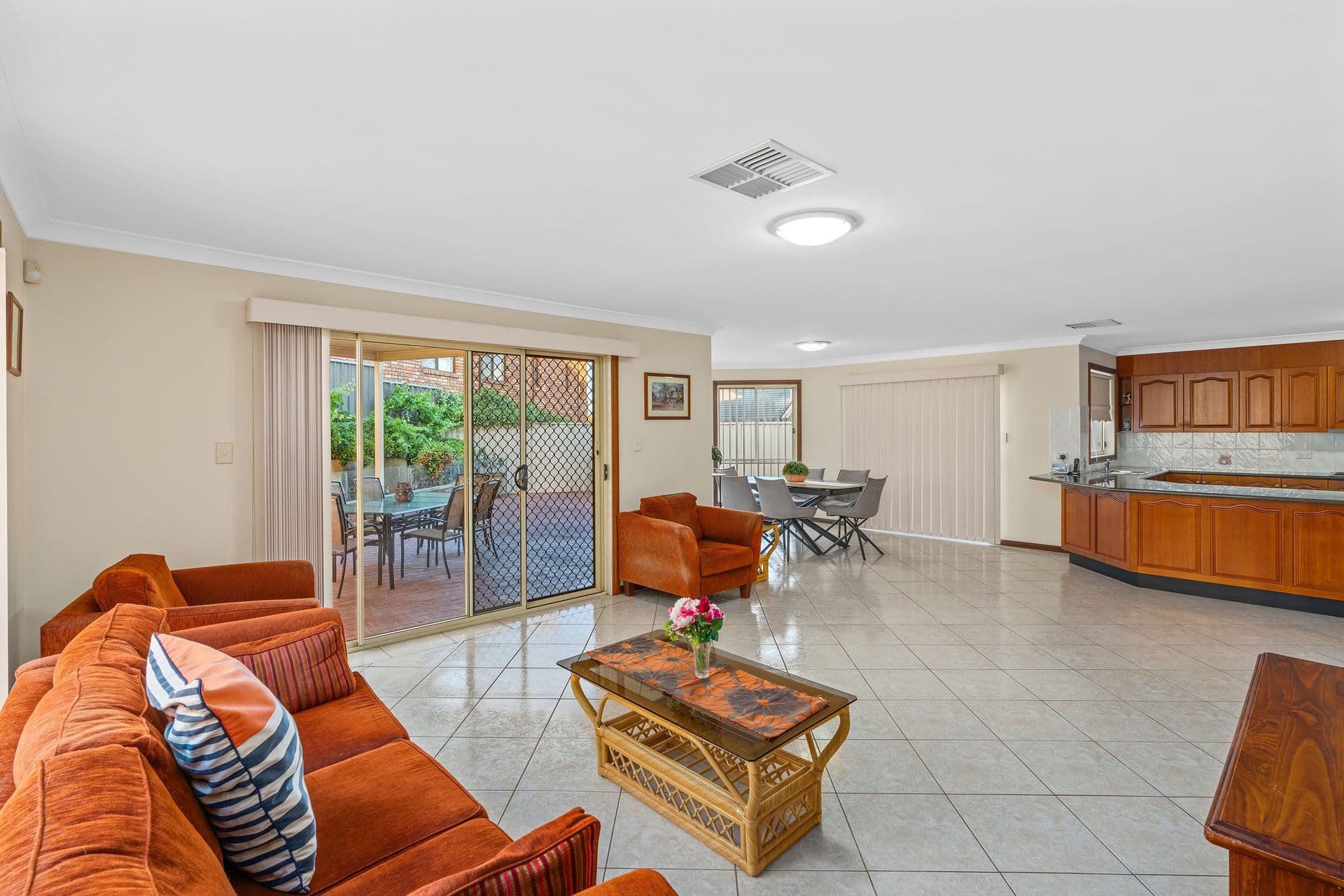 9 Garrison Road, Bossley Park, NSW, 2176, Bossley Park - Thumbnail 5