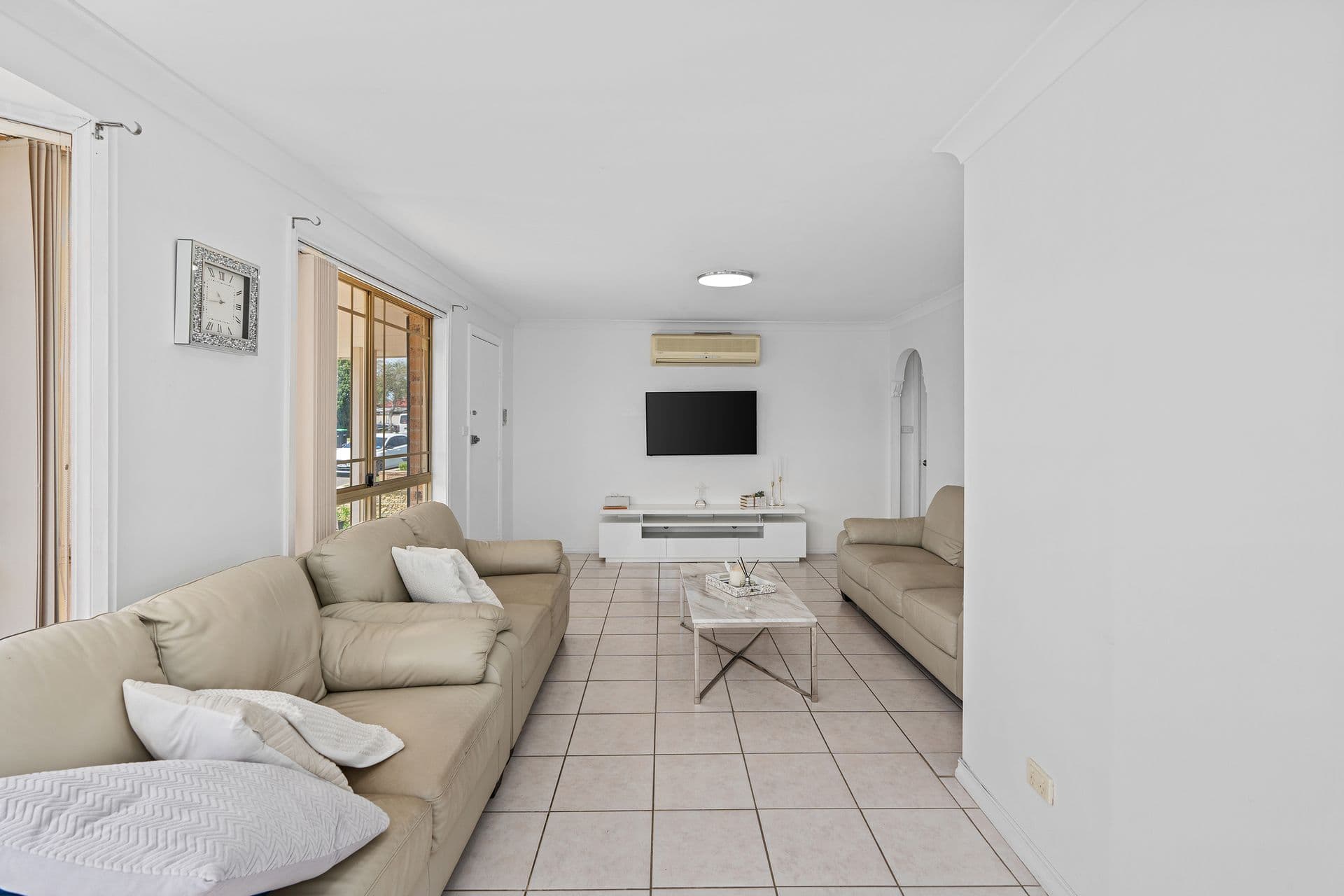 8B Carina Avenue, Hinchinbrook, NSW, 2168, Hinchinbrook - Thumbnail 4