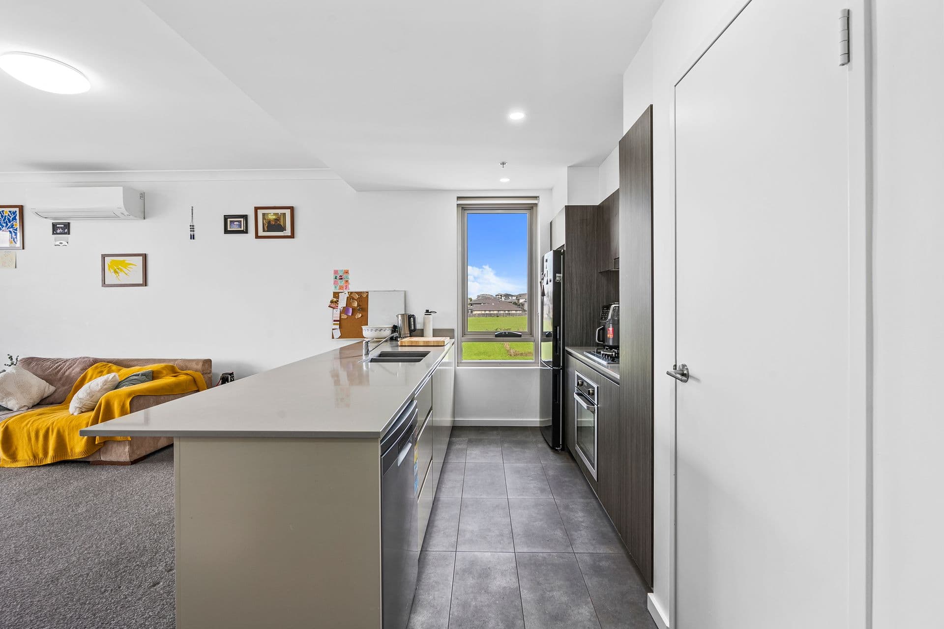 27/5 Drinkwater Lane, Edmondson Park, NSW, 2174, Edmondson Park - Thumbnail 6
