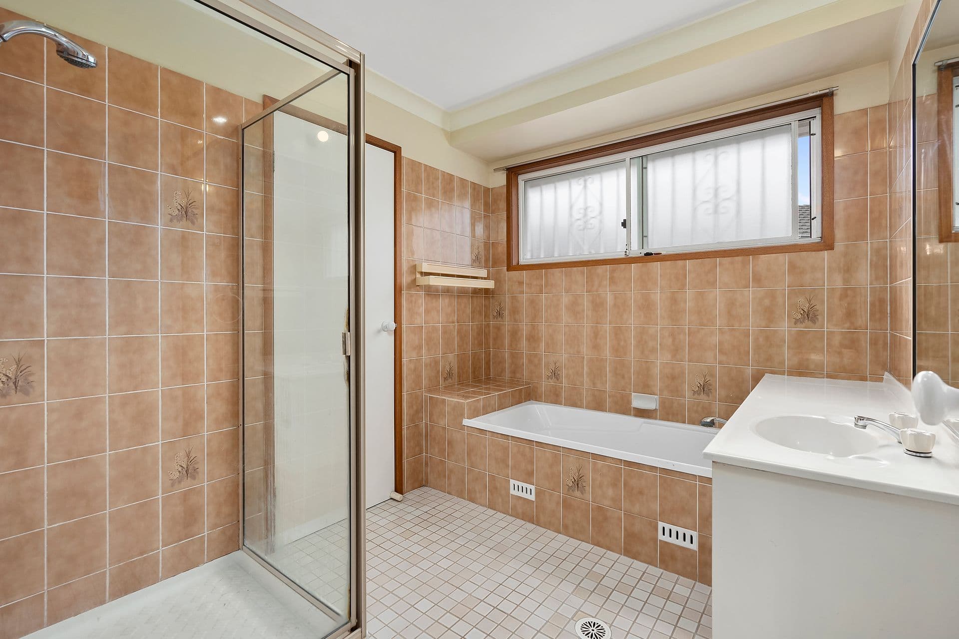 13-15 Budgerigar Street, Green Valley, NSW, 2168, Green Valley - Thumbnail 7