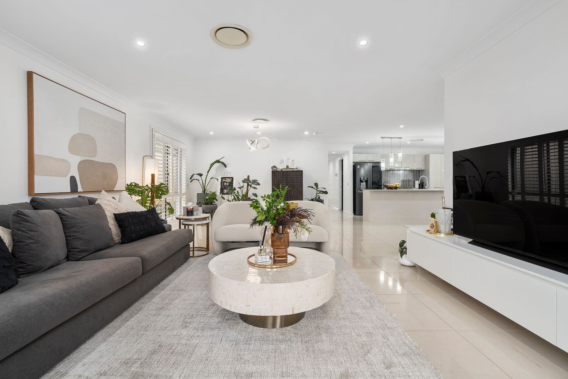 16 Stanley Avenue, Middleton Grange, NSW, 2171, Middleton Grange - Thumbnail 3