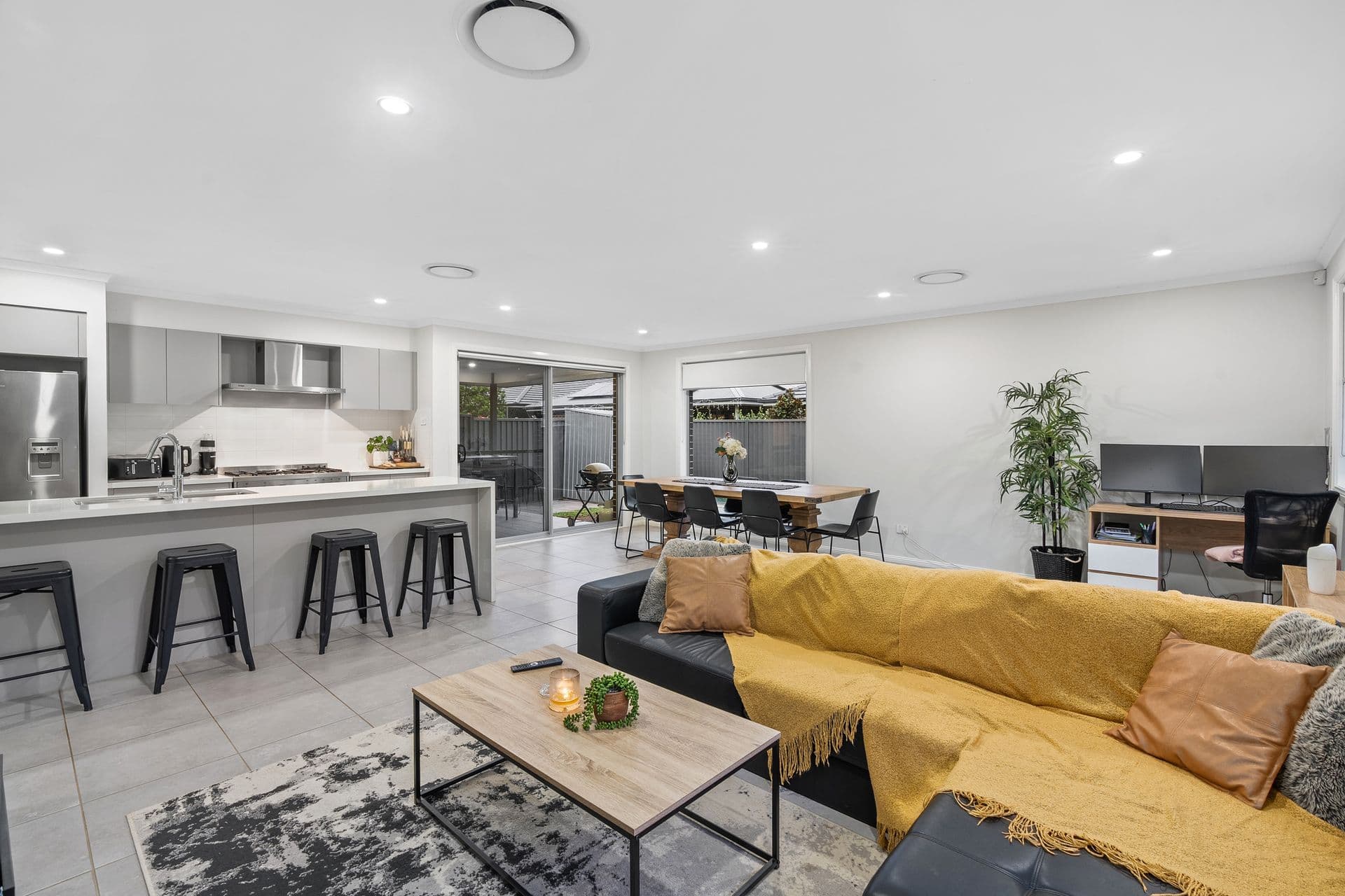 6 Riberry Street, Gregory Hills, NSW, 2557, Gregory Hills - Thumbnail 2