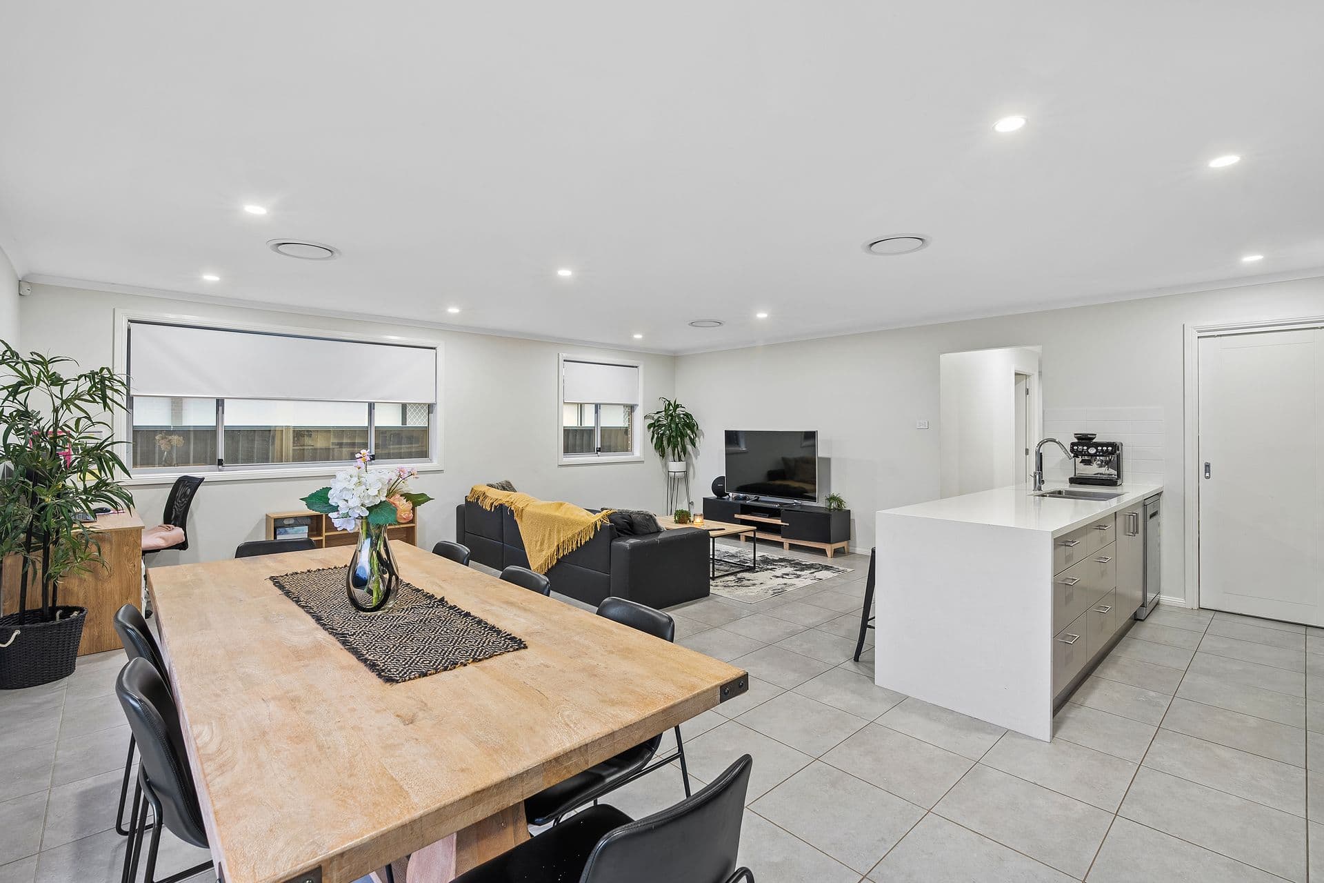 6 Riberry Street, Gregory Hills, NSW, 2557, Gregory Hills - Thumbnail 4
