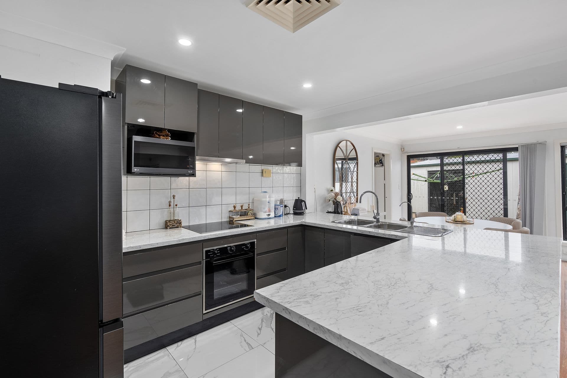 13 Somme Crescent, Milperra, NSW, 2214, Milperra - Thumbnail 6