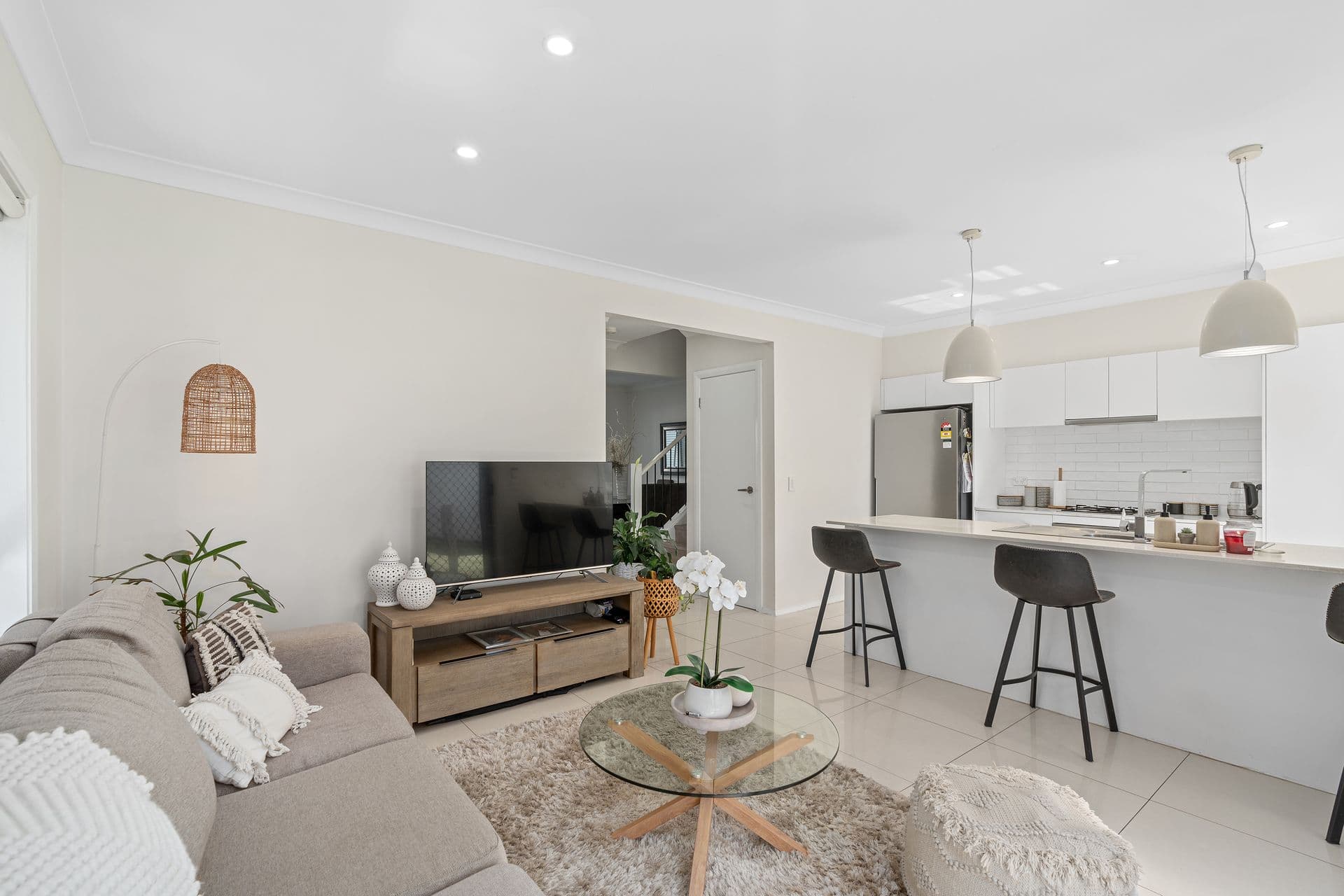 16 Truscott Avenue, Middleton Grange, NSW, 2171, Middleton Grange - Thumbnail 5