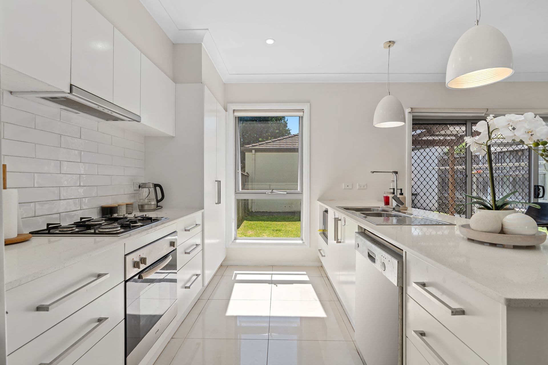 16 Truscott Avenue, Middleton Grange, NSW, 2171, Middleton Grange - Thumbnail 8