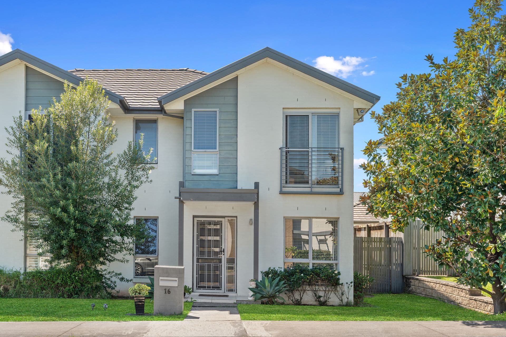 16 Truscott Avenue, Middleton Grange, NSW, 2171, Middleton Grange - Image 1