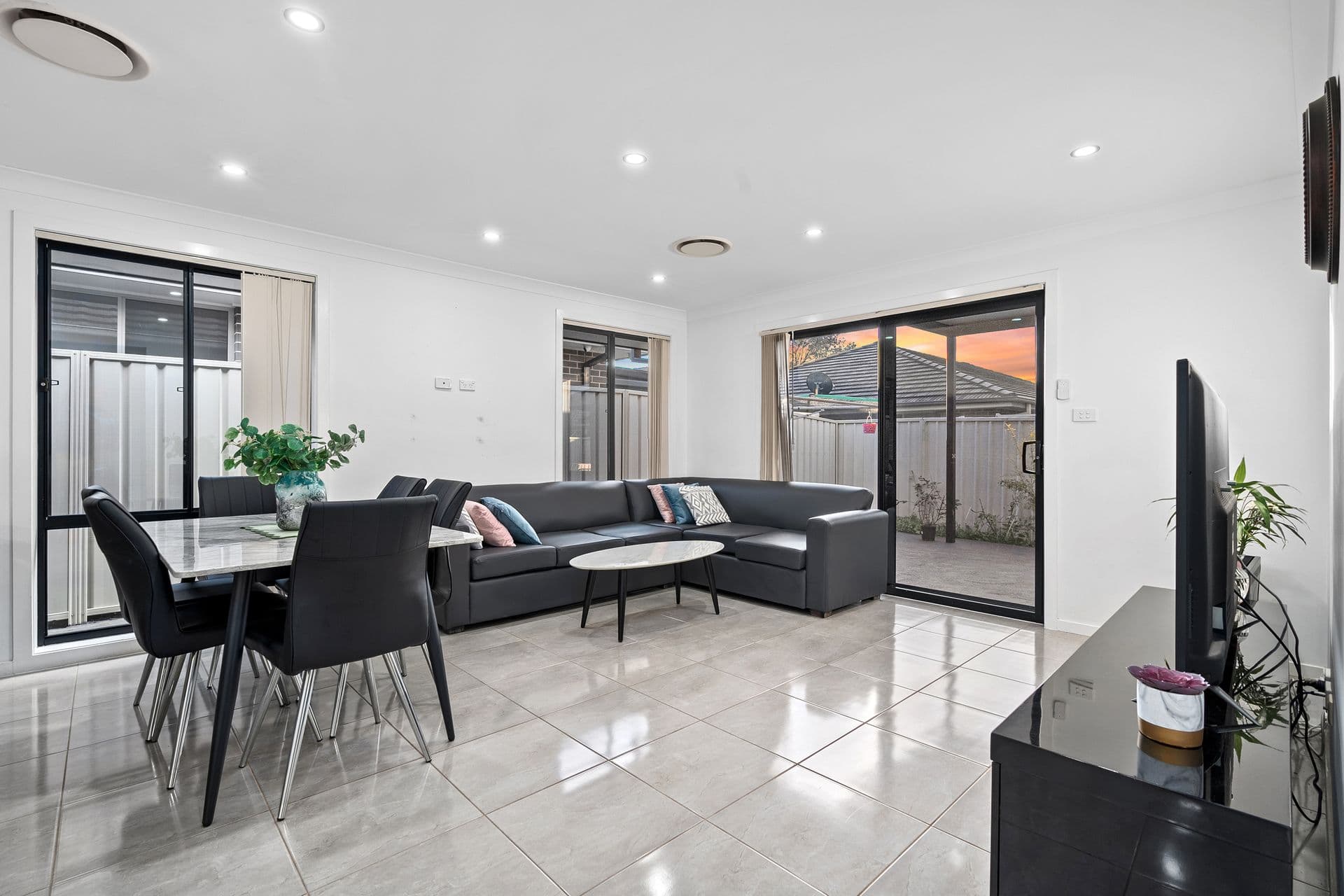 164 Flynn Avenue, Middleton Grange, NSW, 2171, Middleton Grange - Thumbnail 3