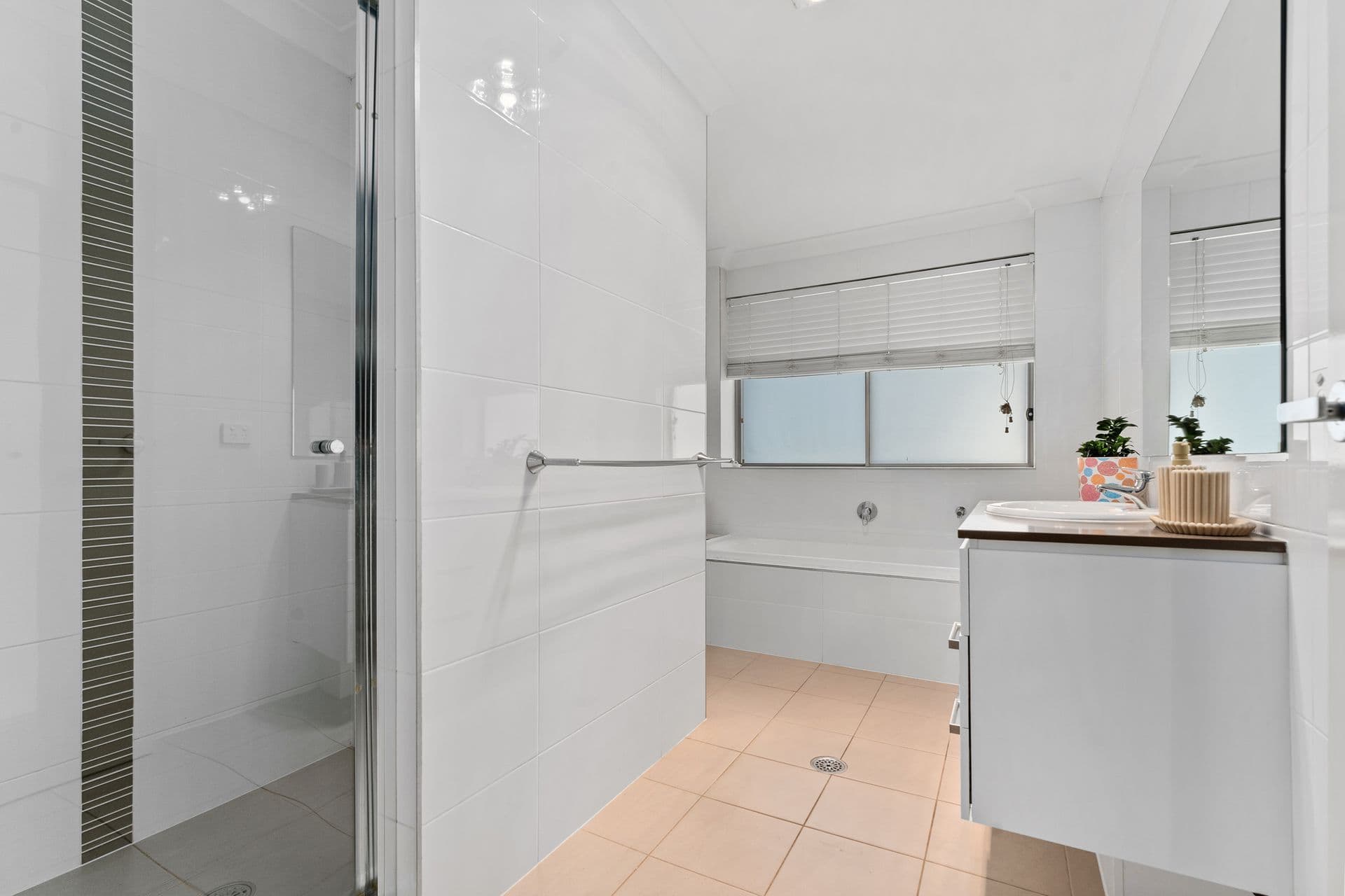 2 Ambrose Street, Oran Park, NSW, 2570, Oran Park - Thumbnail 8