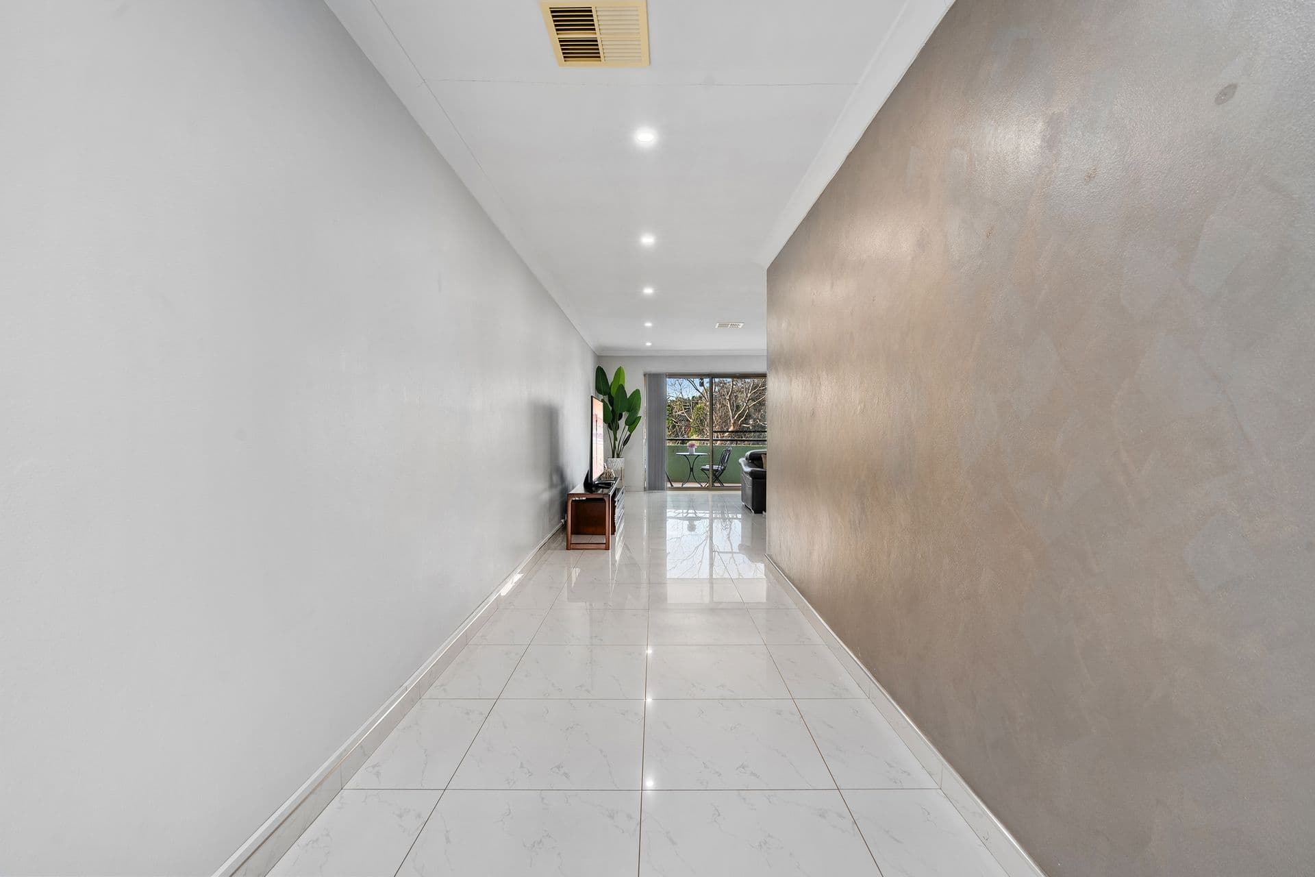 24/27-31 Kenyon Street, Fairfield, NSW, 2165, Fairfield - Thumbnail 3
