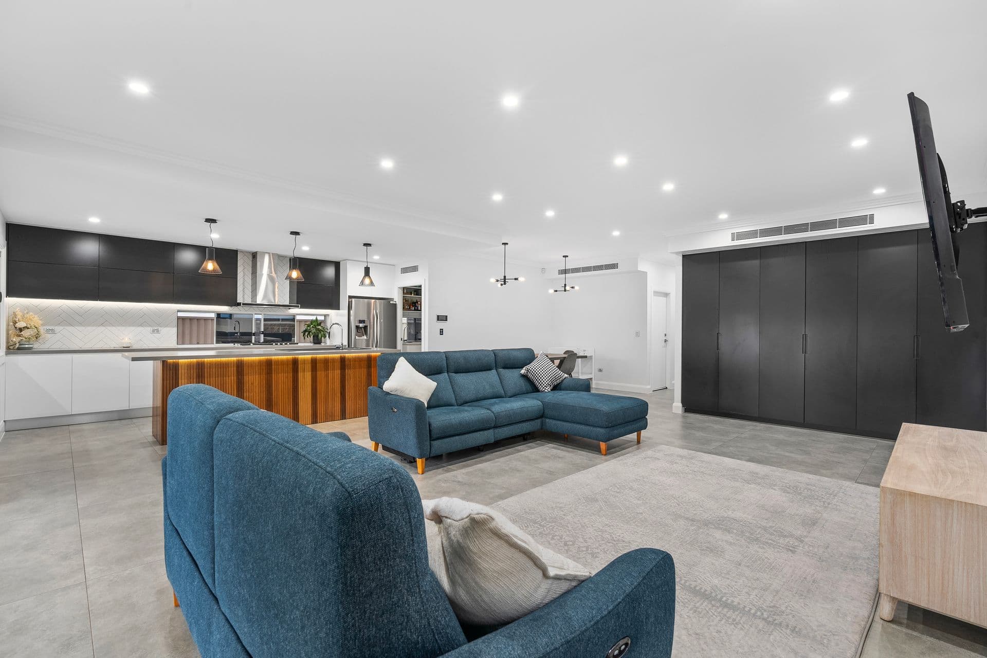18 Love Road, Middleton Grange, NSW, 2171, Middleton Grange - Thumbnail 7