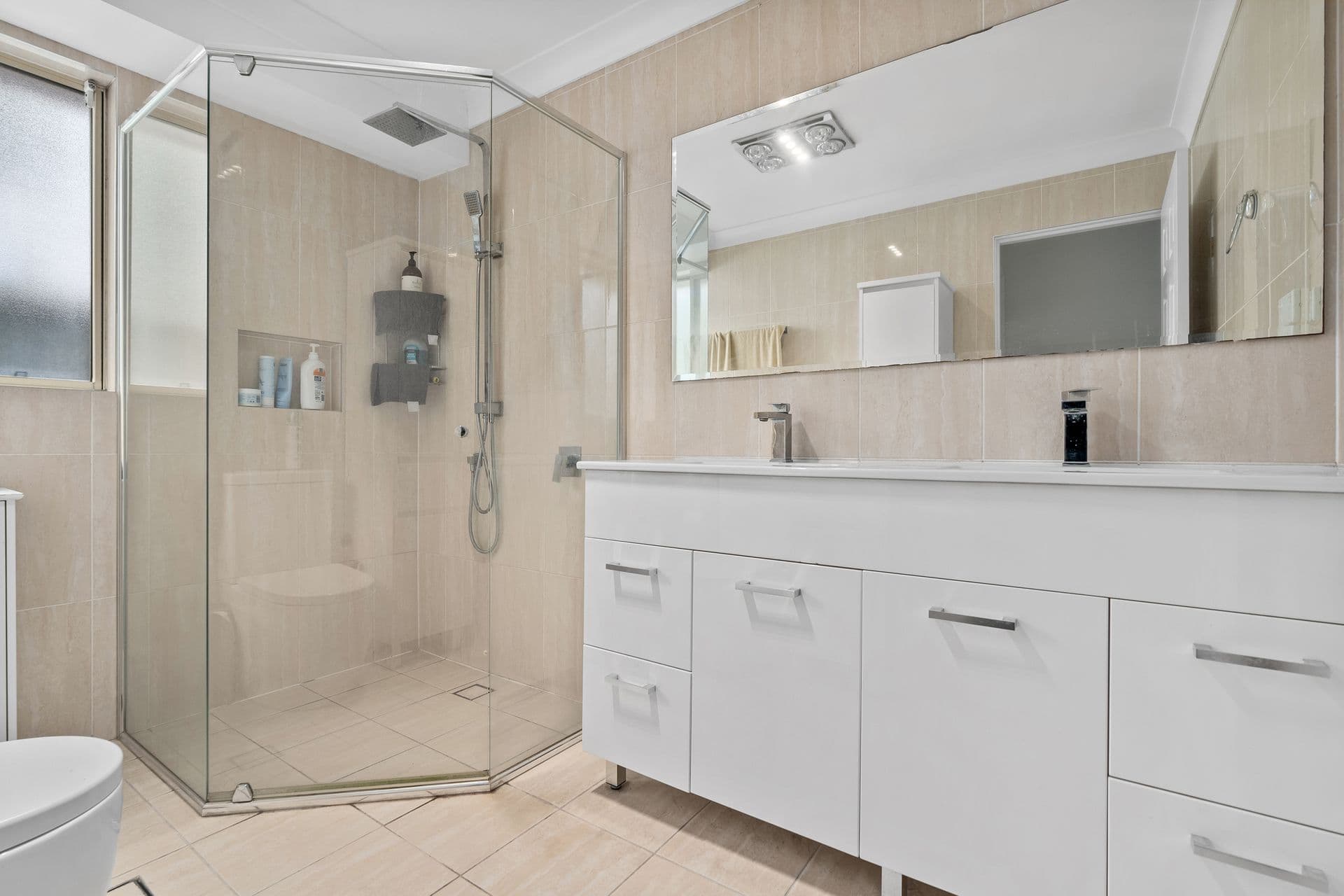 42 Tamworth Crescent, Hoxton Park, NSW, 2171, Hoxton Park - Thumbnail 6