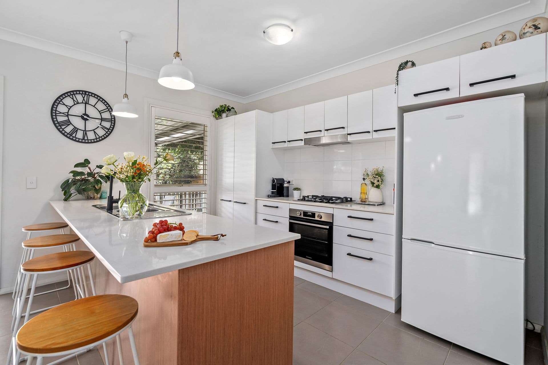 3 Garrett Lane, Middleton Grange, NSW, 2171, Middleton Grange - Thumbnail 5