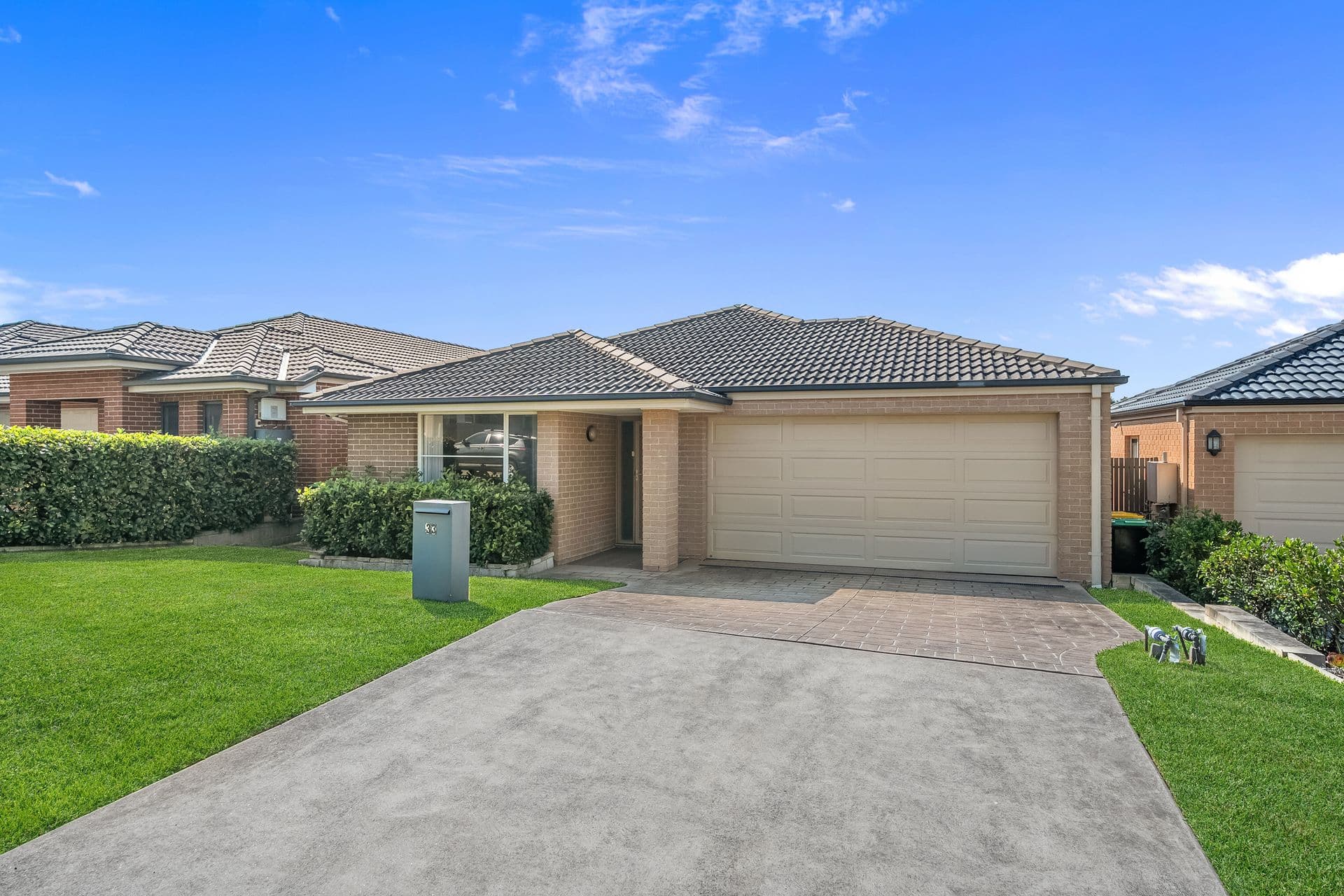33 Stanley Avenue, Middleton Grange, NSW, 2171, Middleton Grange - Image 1