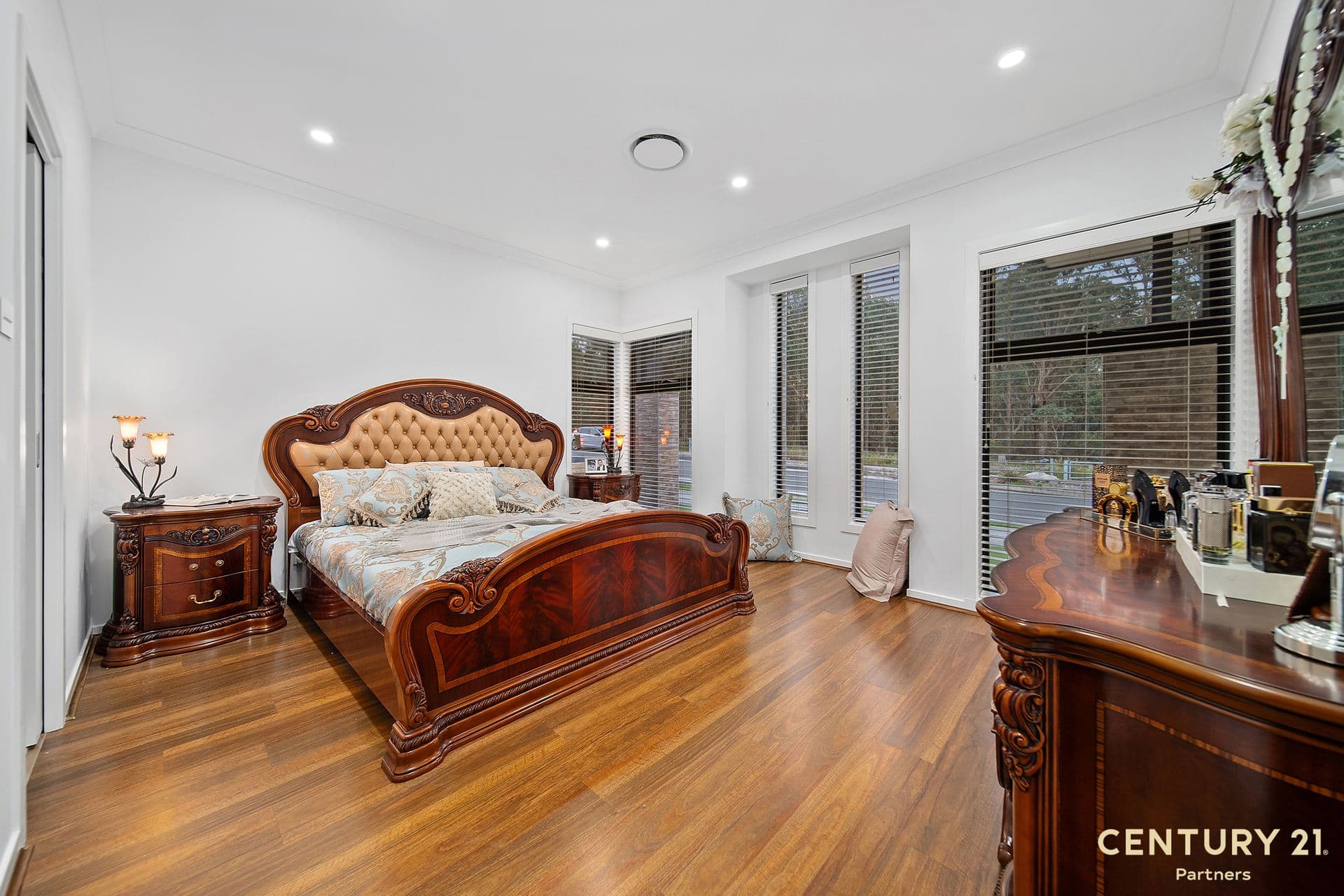 163 Middleton Drive, Middleton Grange, NSW, 2171, Middleton Grange - Thumbnail 7