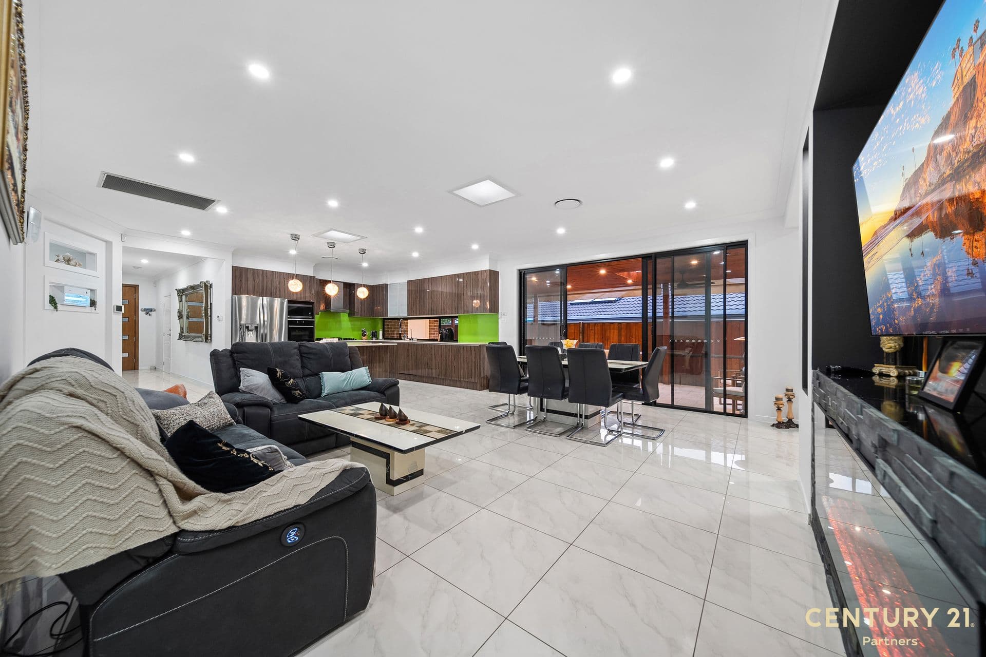 163 Middleton Drive, Middleton Grange, NSW, 2171, Middleton Grange - Thumbnail 6