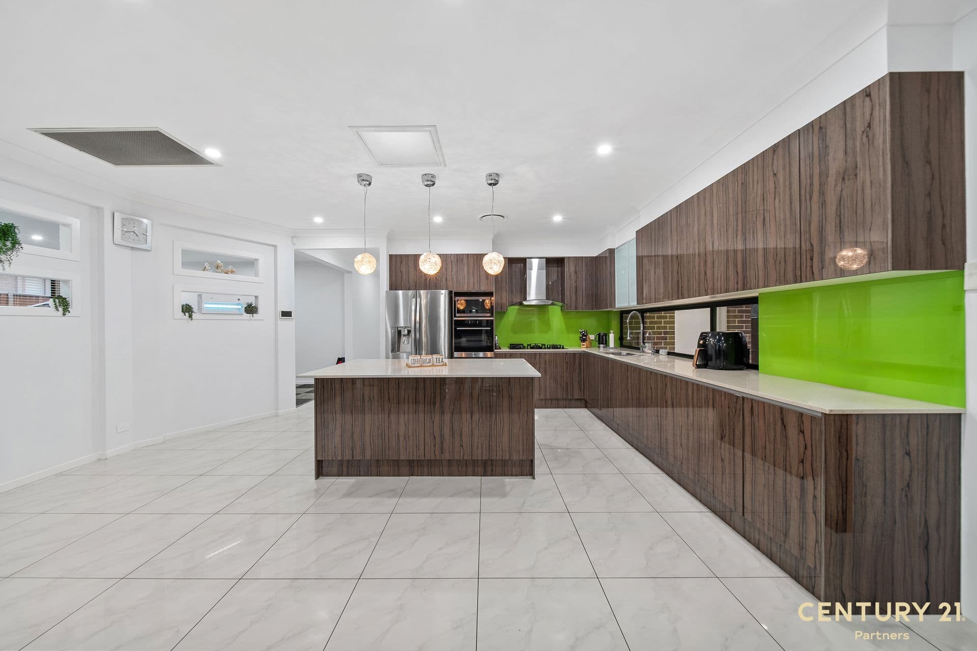 163 Middleton Drive, Middleton Grange, NSW, 2171, Middleton Grange - Thumbnail 3