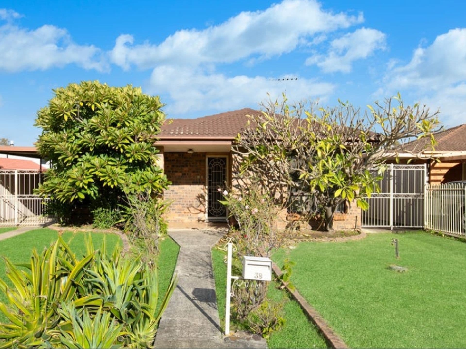 38 Pleasant Street, Bossley Park, NSW, 2176, Bossley Park - Image 1