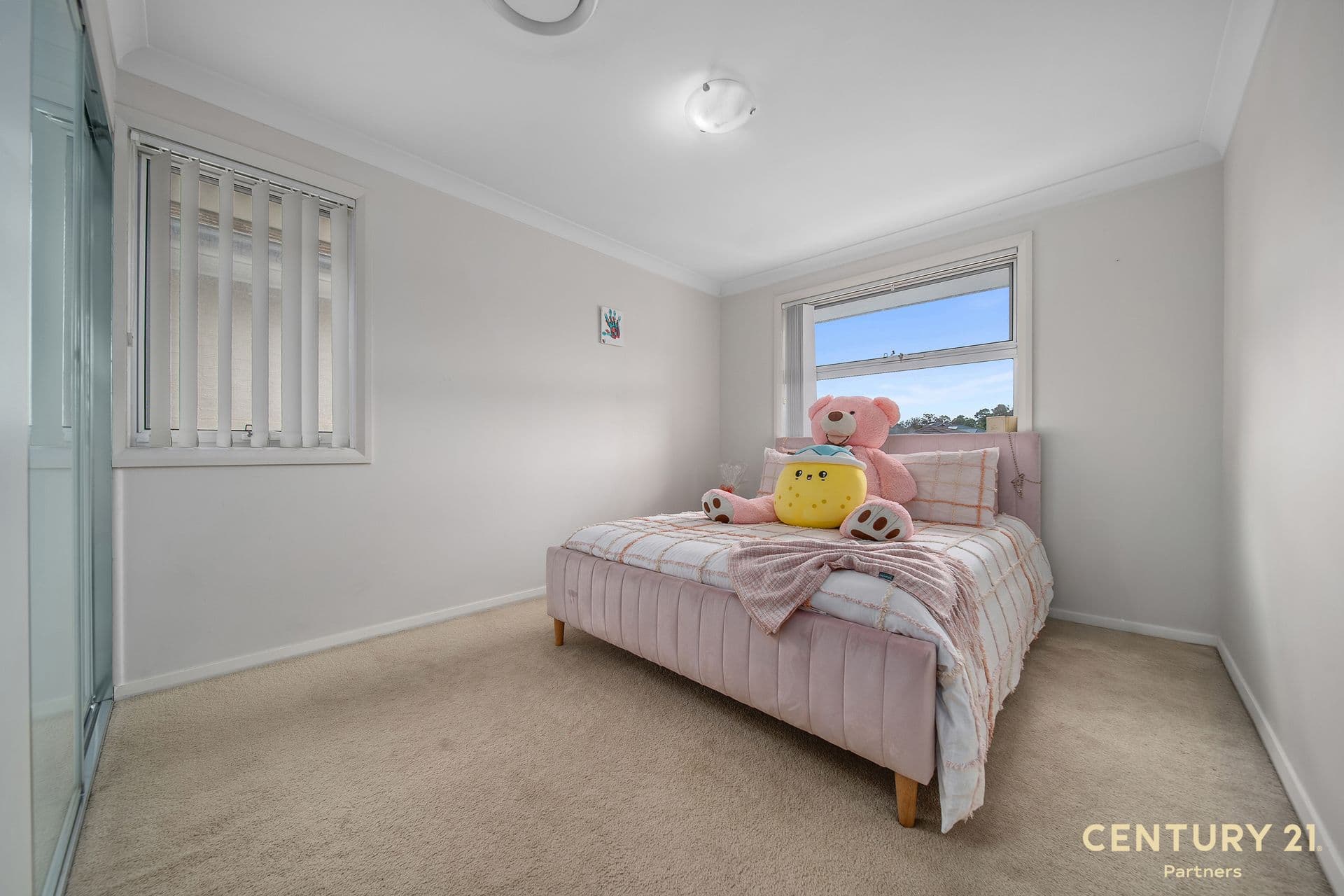 145 Hemsworth Avenue, Middleton Grange, NSW, 2171, Middleton Grange - Thumbnail 8