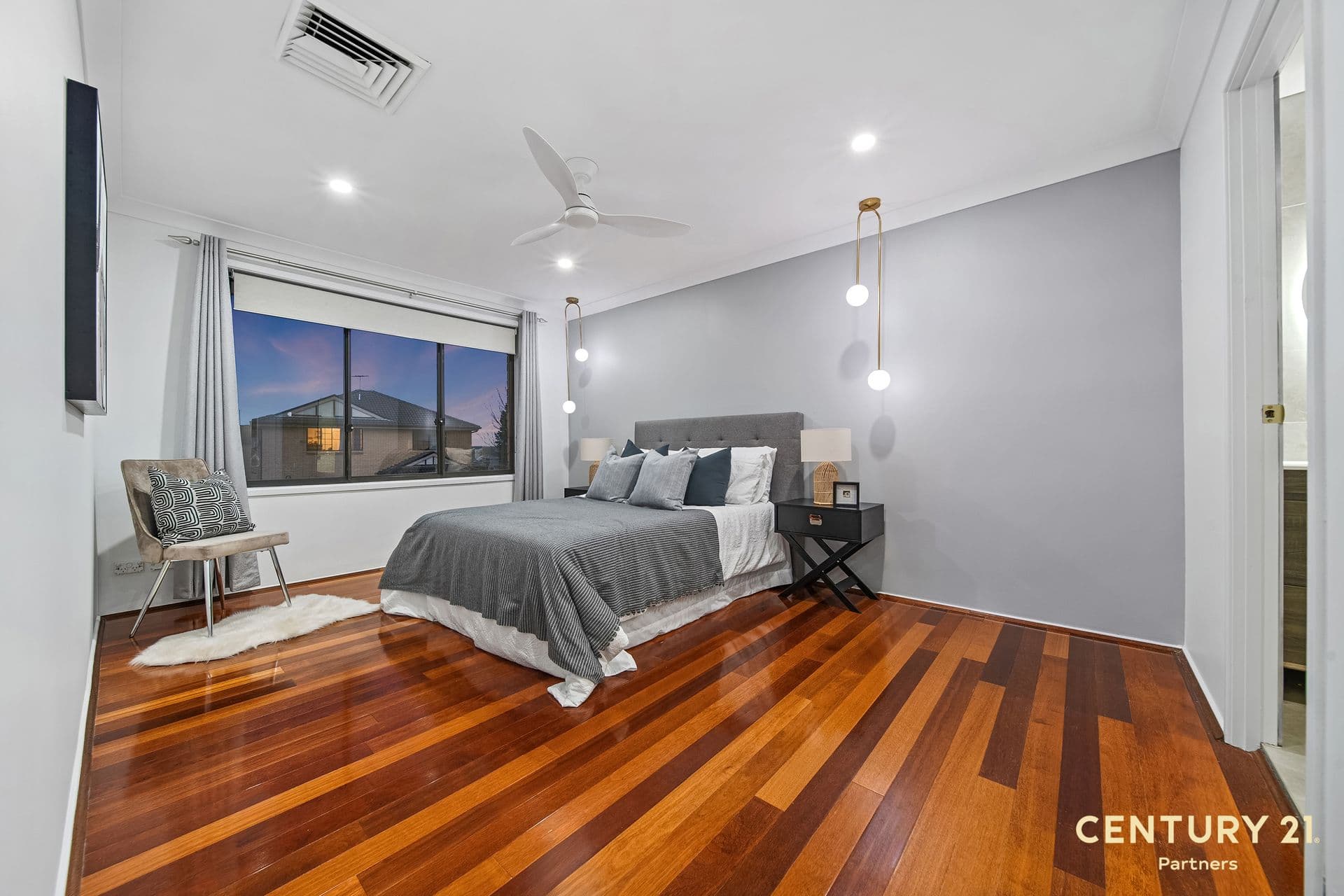 4 Whiteley Close, Casula, NSW, 2170, Casula - Thumbnail 8