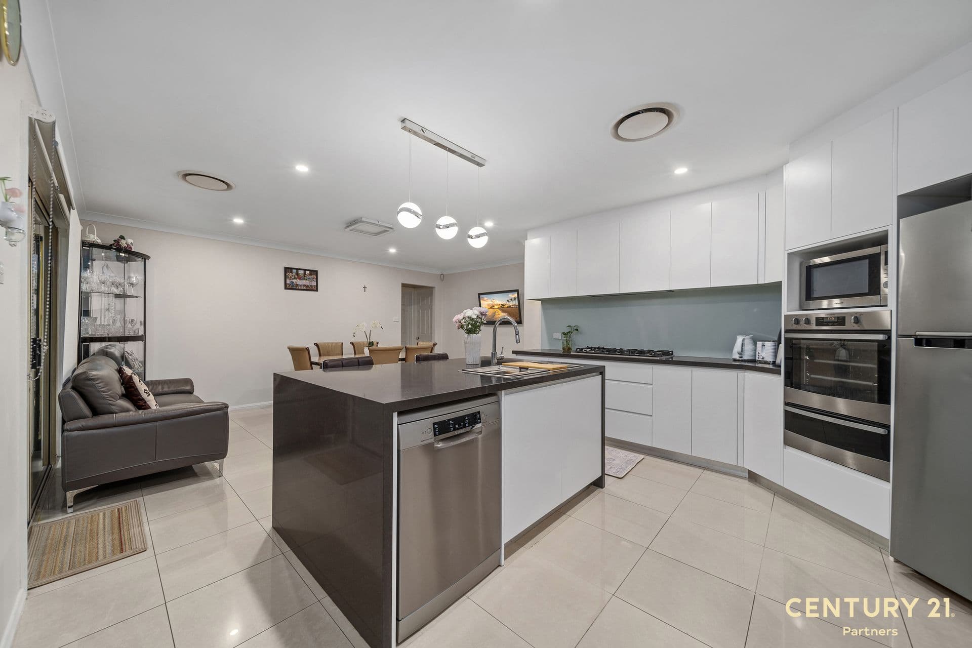 1 Merriwa Avenue, Hoxton Park, NSW, 2171, Hoxton Park - Thumbnail 5