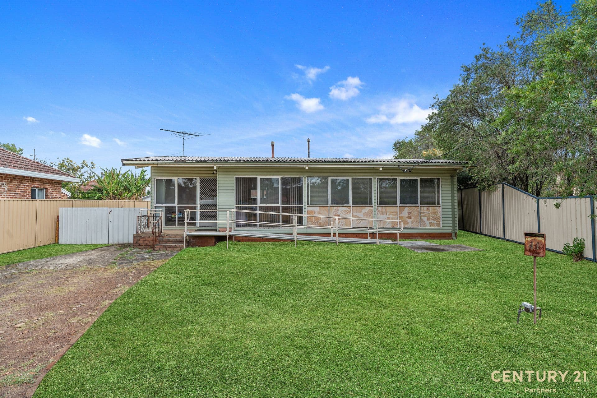 41 Mayberry Crescent, Liverpool, NSW, 2170, Liverpool - Thumbnail 2