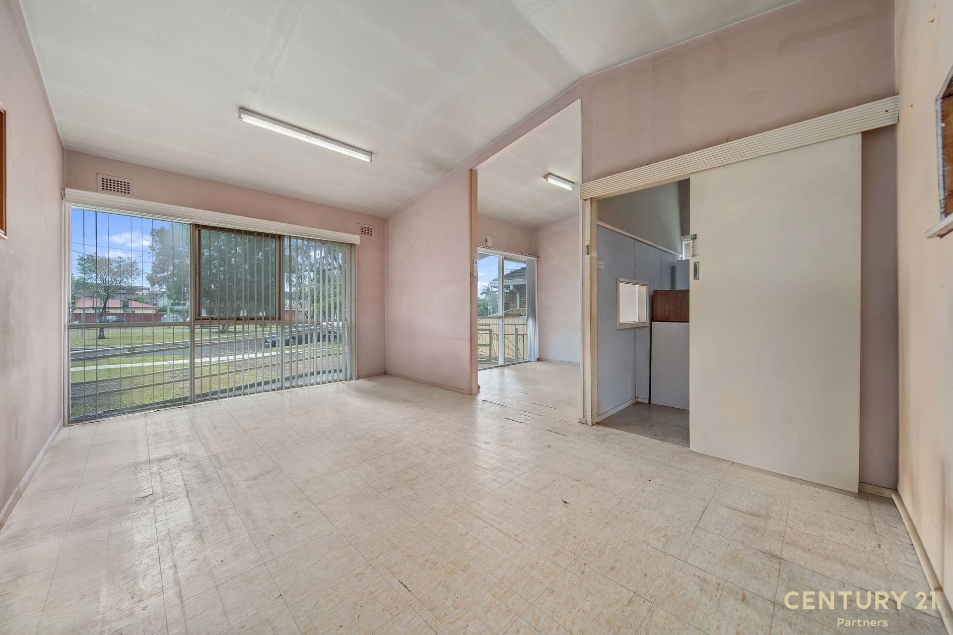 41 Mayberry Crescent, Liverpool, NSW, 2170, Liverpool - Thumbnail 3