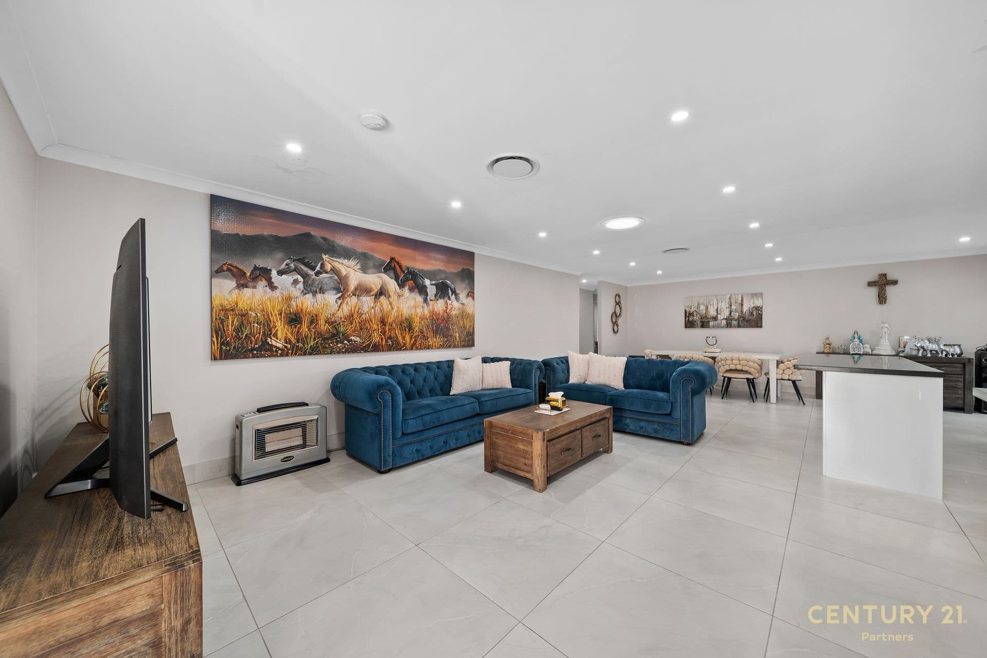 33 Mitchell Drive, West Hoxton, NSW, 2171, West Hoxton - Thumbnail 7