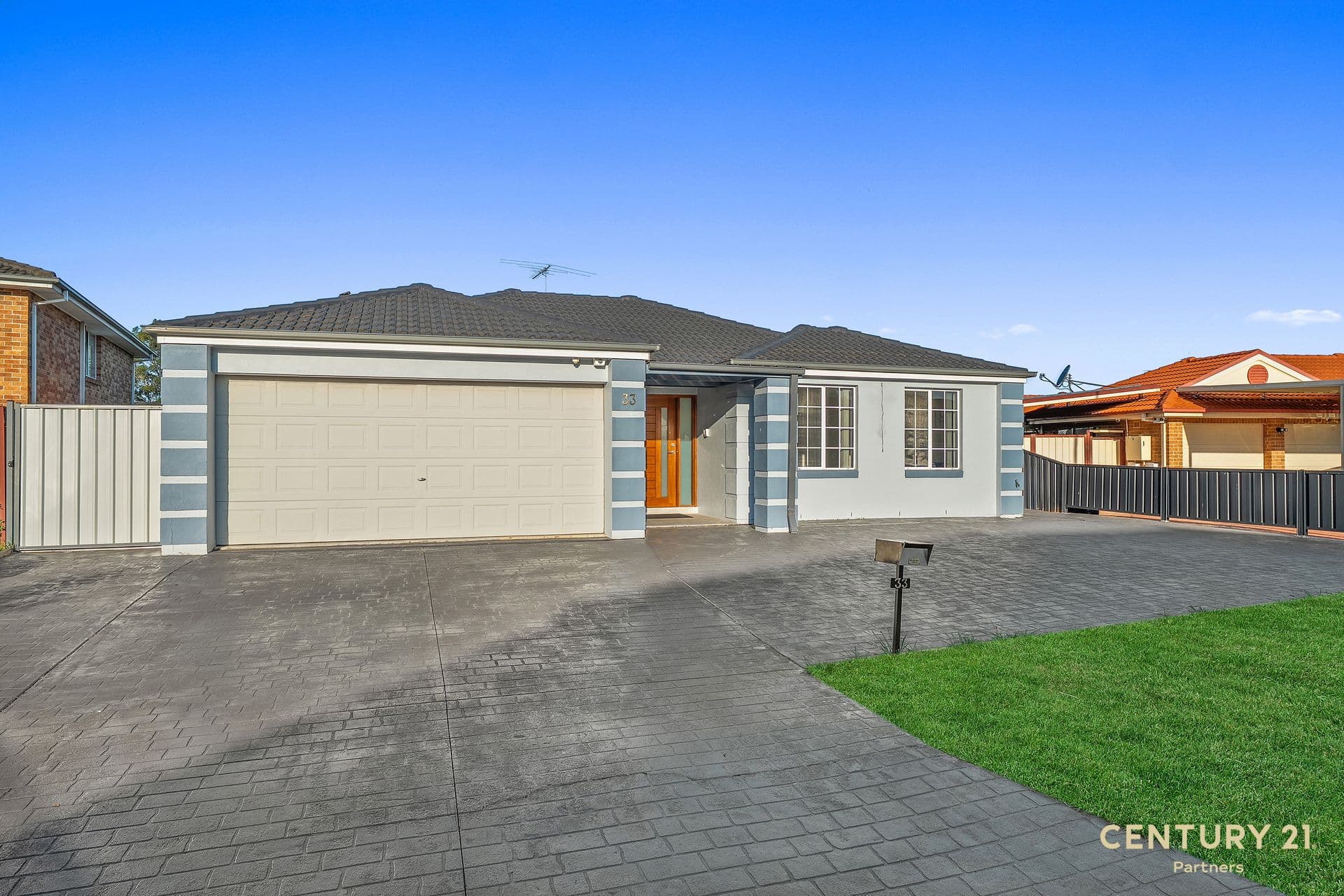 33 Mitchell Drive, West Hoxton, NSW, 2171, West Hoxton - Image 1