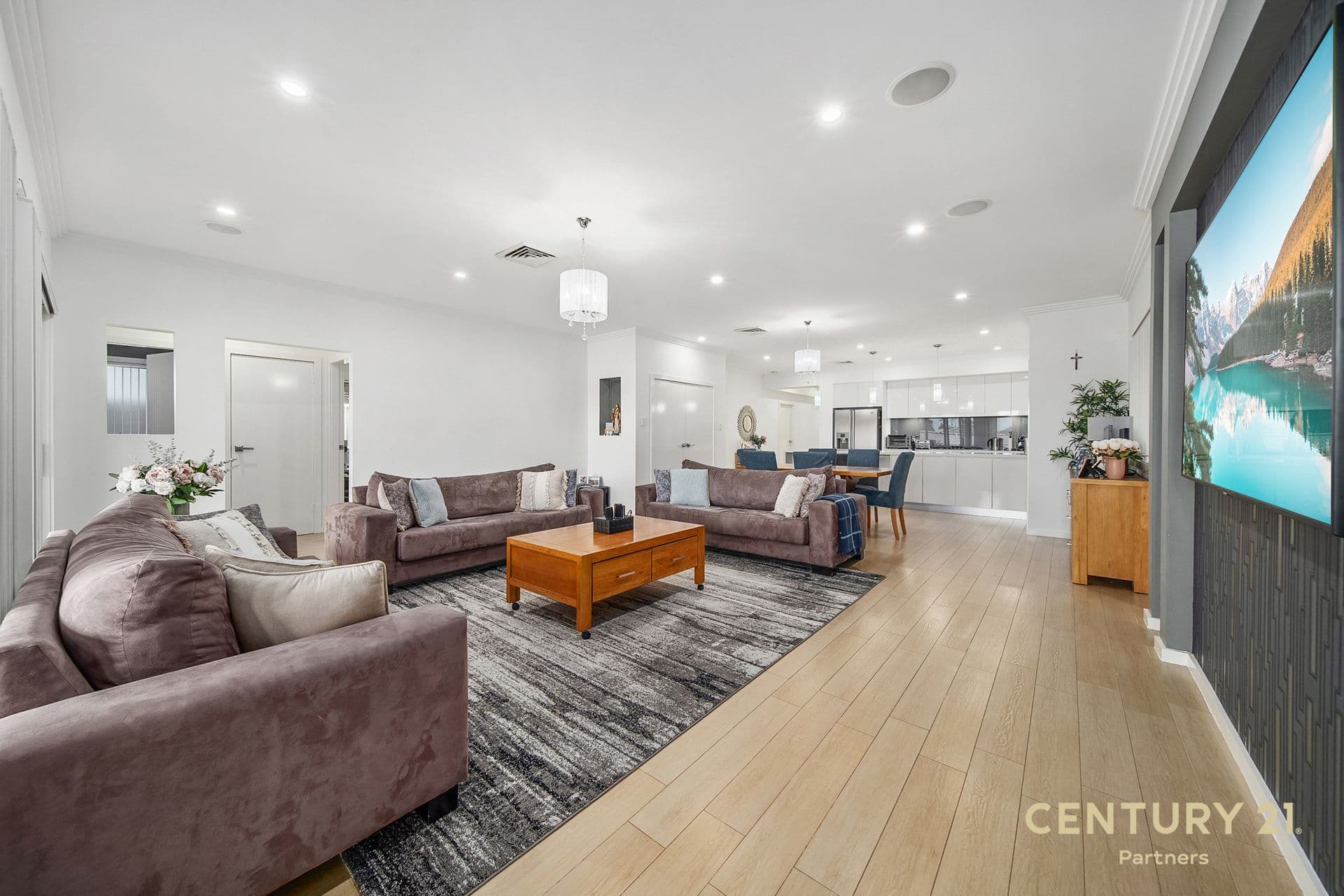 9 Crowther Avenue, Middleton Grange, NSW, 2171, Middleton Grange - Thumbnail 2