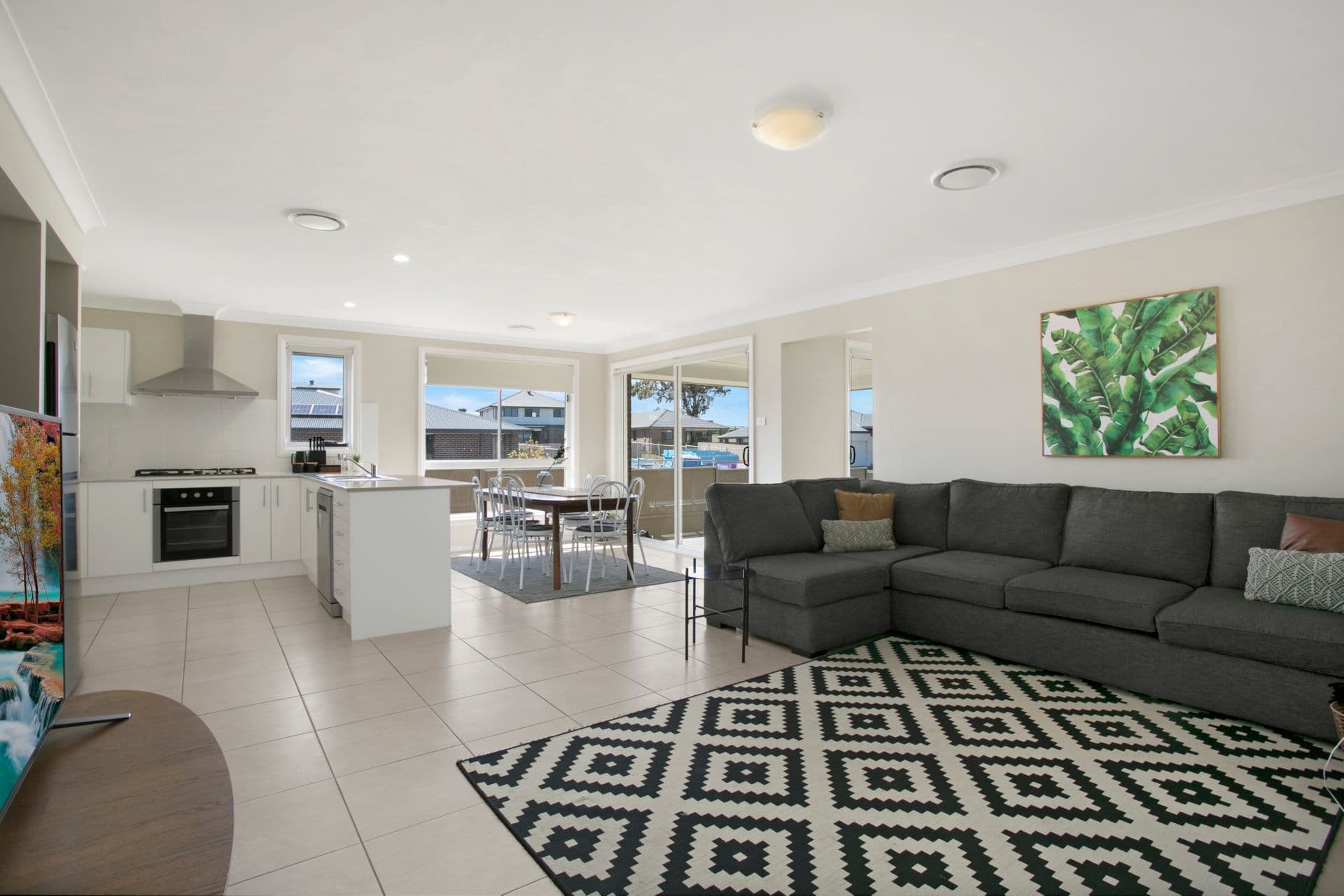 163 Hampshire Boulevarde, Spring Farm, NSW, 2570, Spring Farm - Thumbnail 5
