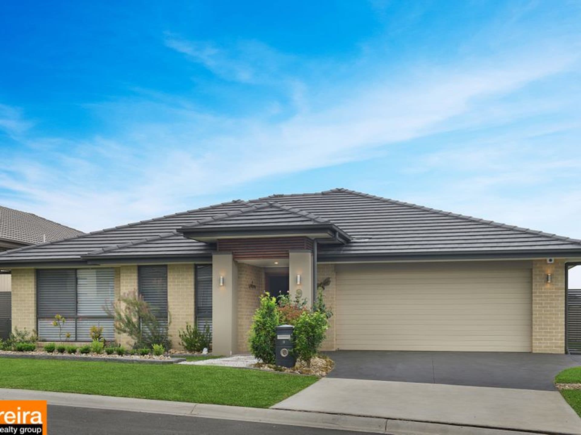 9 Geoghegan Circuit, Oran Park, NSW, 2570, Oran Park - Thumbnail 2