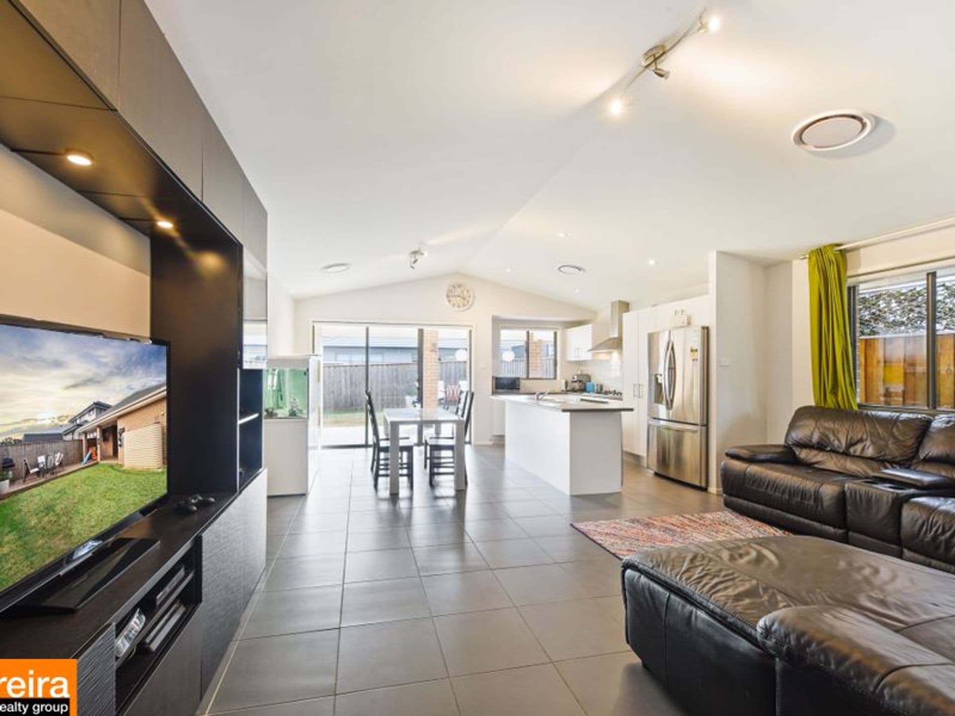 44 Walseley Crescent, Gledswood Hills, NSW, 2557, Gledswood Hills - Thumbnail 3