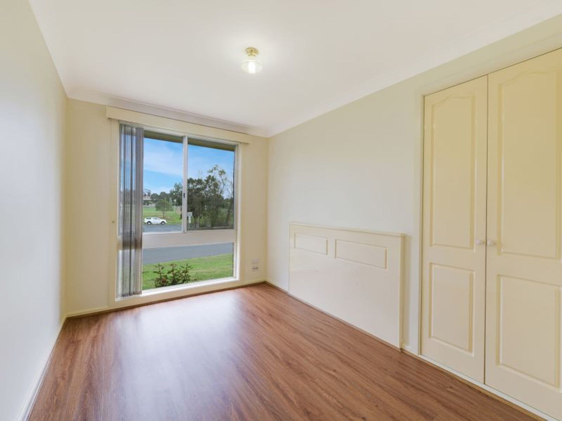 72 Stromeferry Crescent, St Andrews, NSW, 2566, St Andrews - Thumbnail 6
