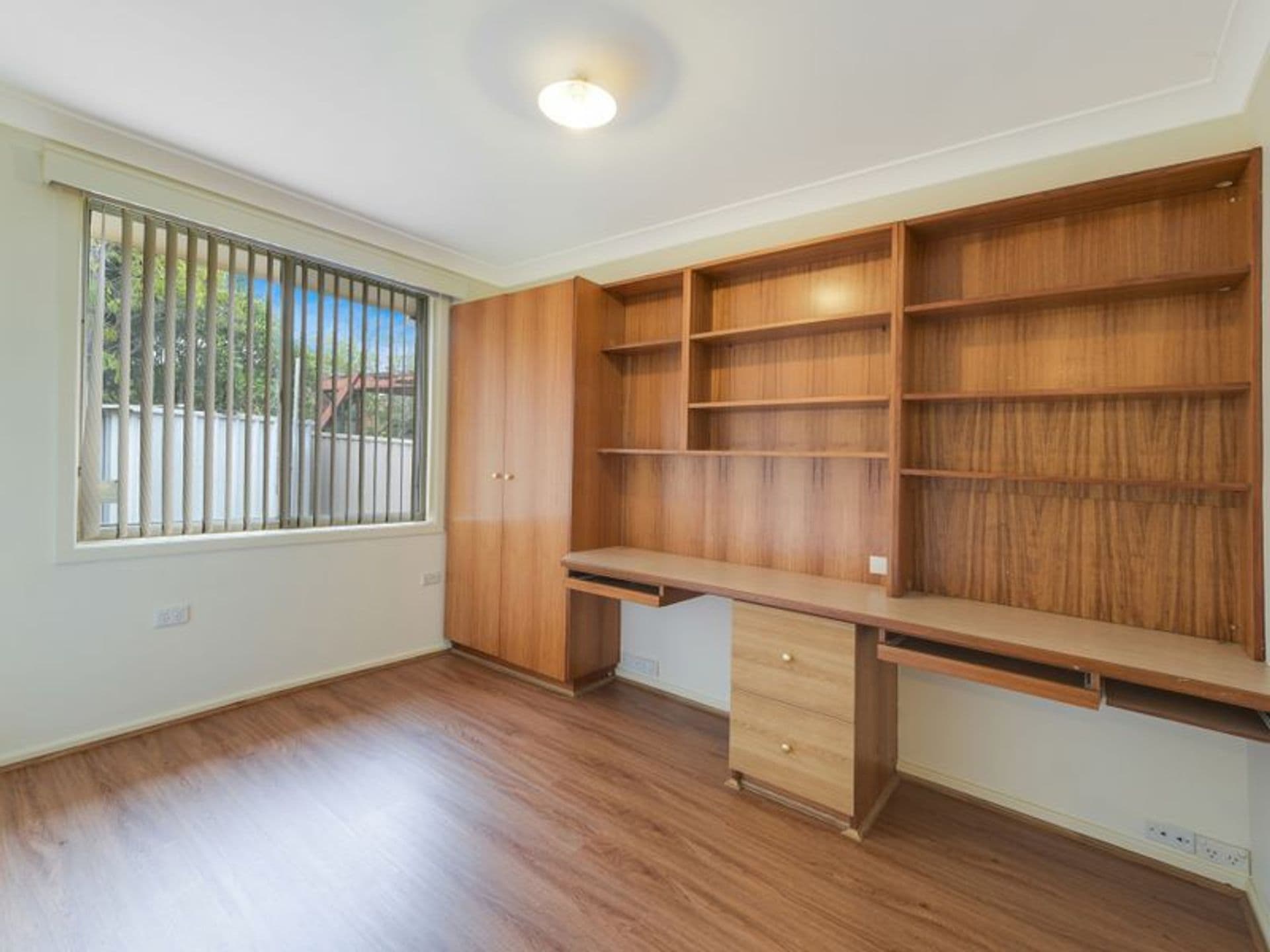 72 Stromeferry Crescent, St Andrews, NSW, 2566, St Andrews - Thumbnail 7