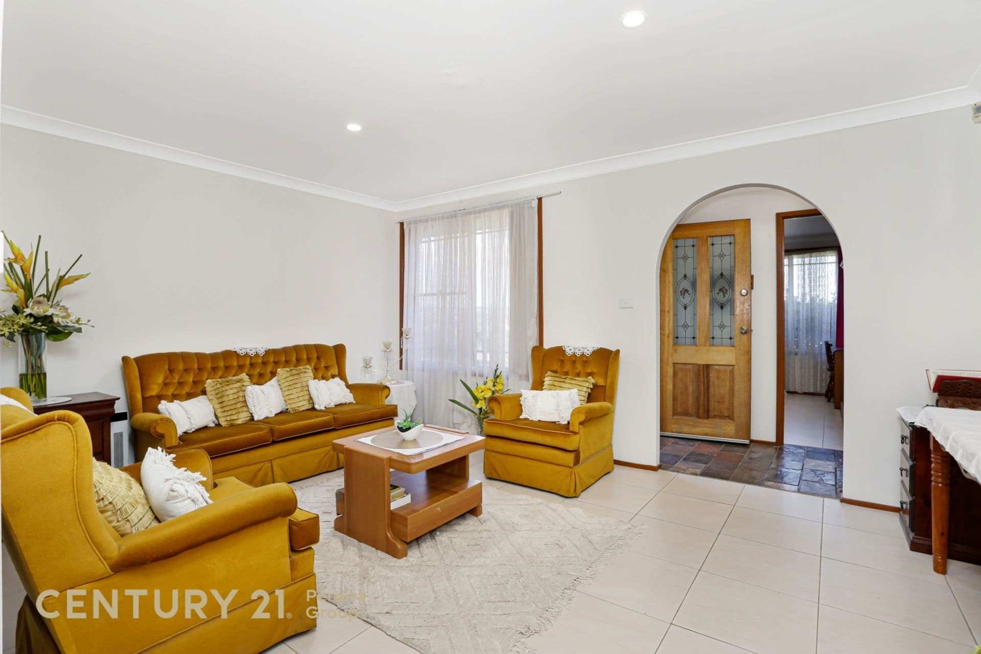 10 Hambidge Place, Bow Bowing, NSW, 2566, Bow Bowing - Thumbnail 2