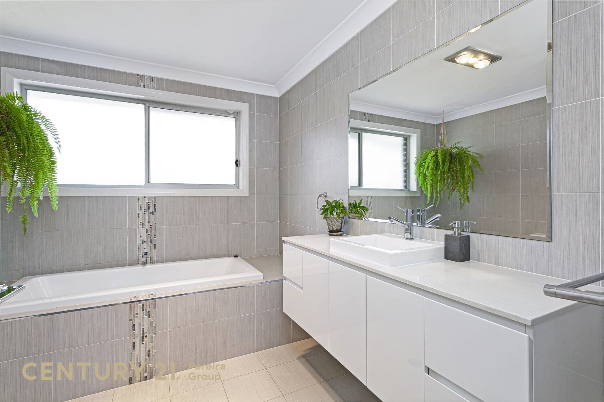4 Kelman Cove, Gledswood Hills, NSW, 2557, Gledswood Hills - Thumbnail 5