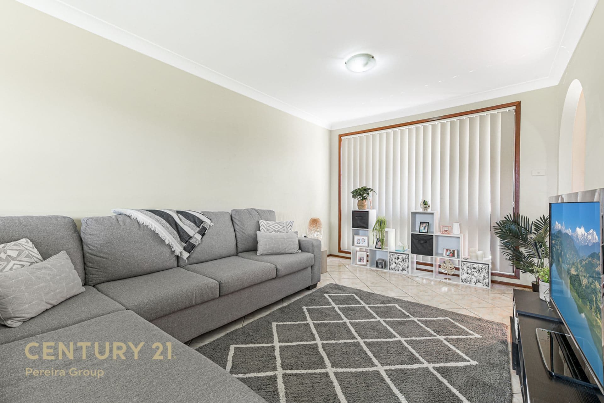 15 Vauxhall Place, Ingleburn, NSW, 2565, Ingleburn - Thumbnail 2