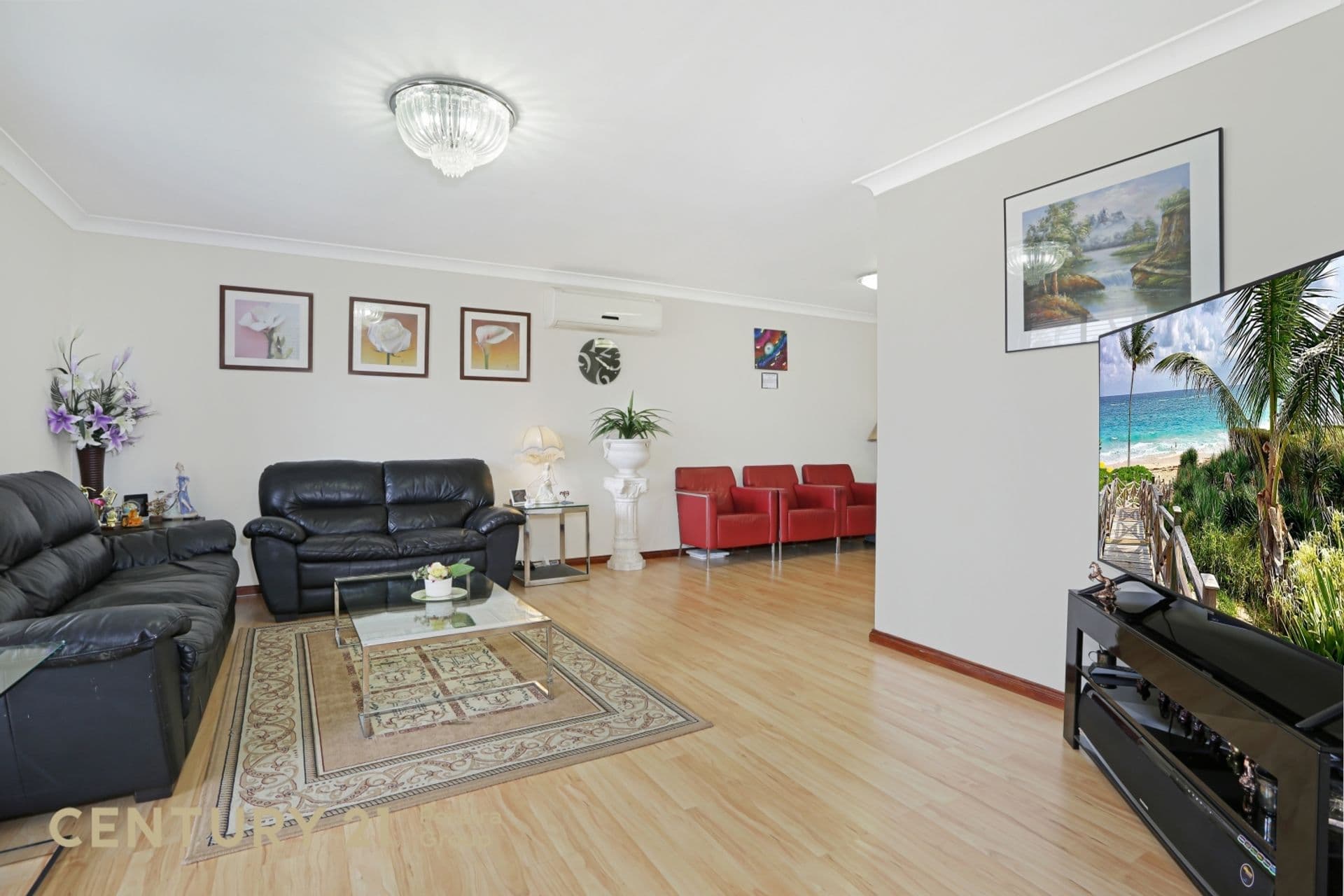 10 Pyrite Place, Eagle Vale, NSW, 2558, Eagle Vale - Thumbnail 2