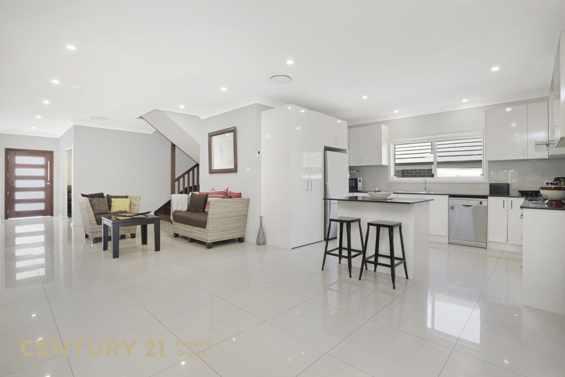 11 Walseley Crescent, Gledswood Hills, NSW, 2557, Gledswood Hills - Thumbnail 3