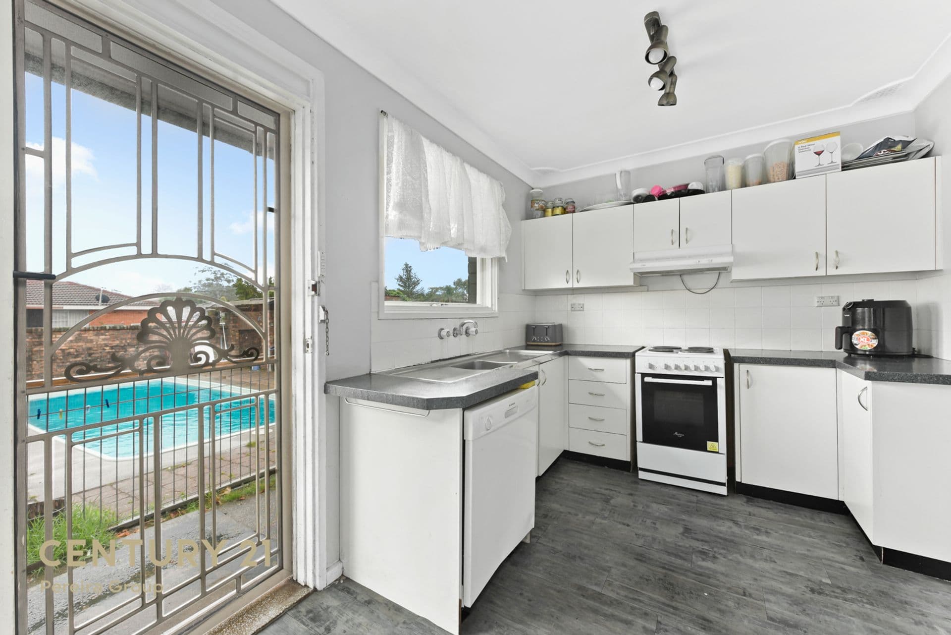 13 Manning Street, Campbelltown, NSW, 2560, Campbelltown - Thumbnail 4