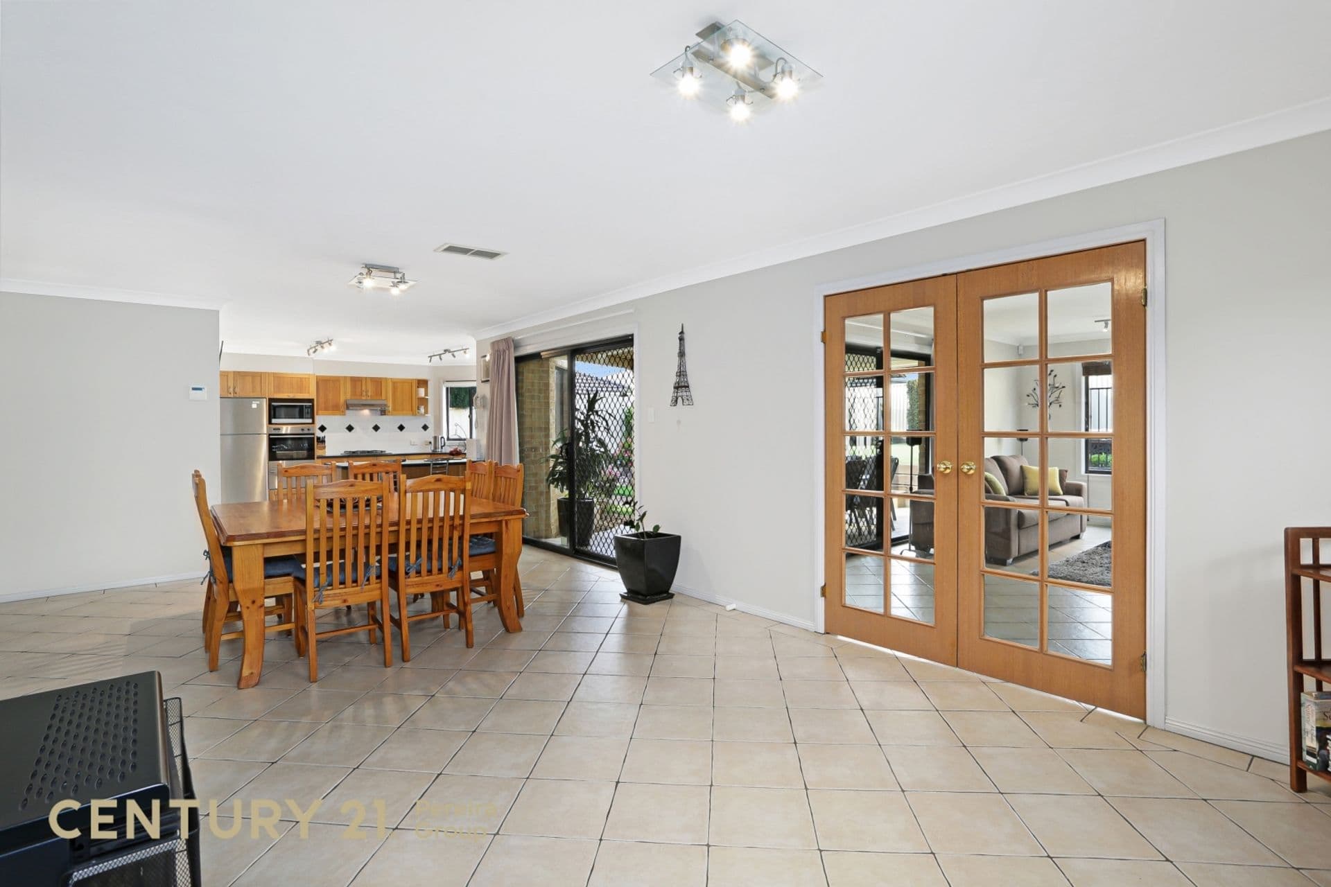 18 Lincoln Grove, Harrington Park, NSW, 2567, Harrington Park - Thumbnail 6