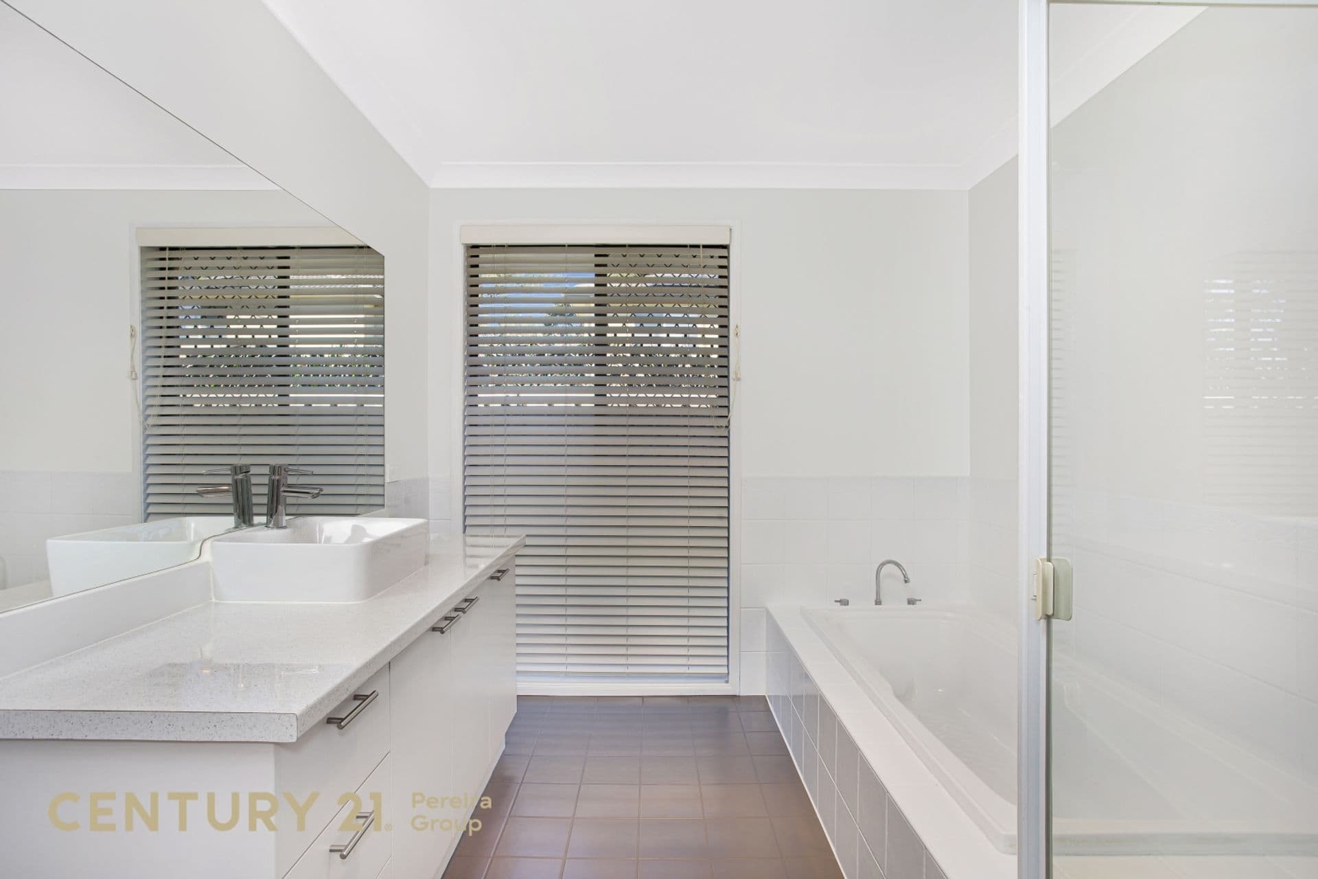 36 Lakeland Circuit, Harrington Park, NSW, 2567, Harrington Park - Thumbnail 5