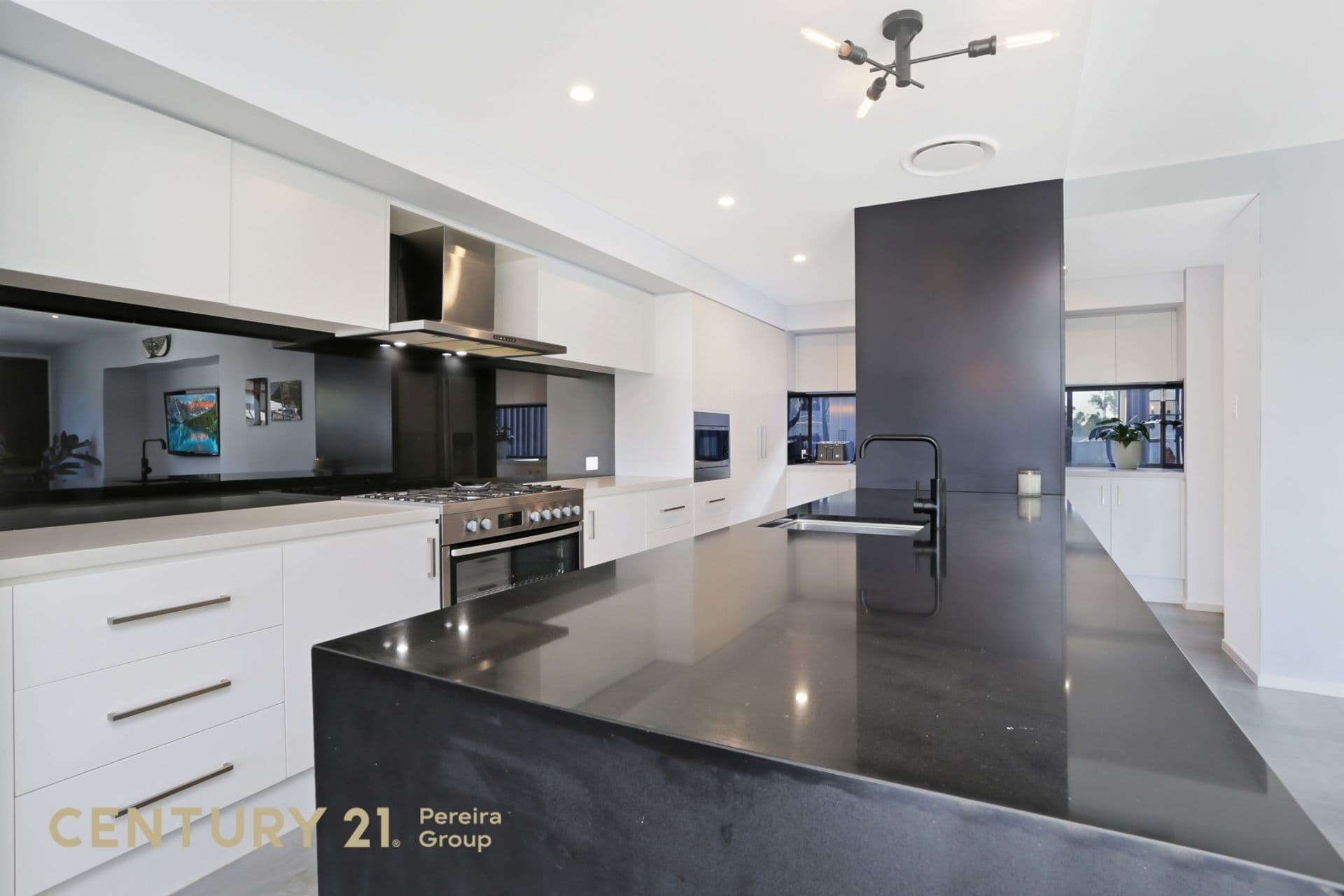 22 Binda Way, Harrington Park, NSW, 2567, Harrington Park - Thumbnail 6