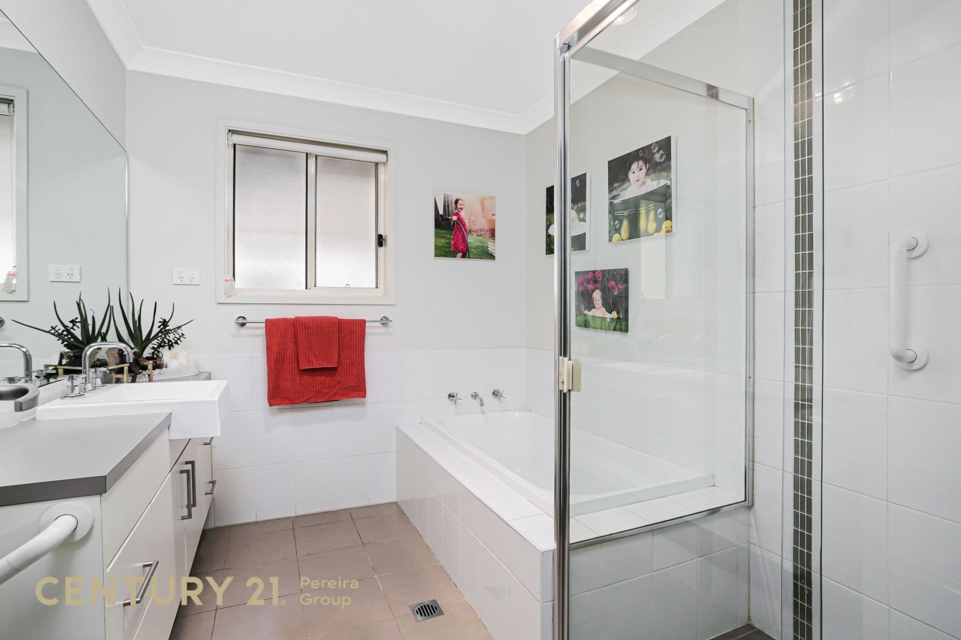 42 Irvine Street, Elderslie, NSW, 2570, Elderslie - Thumbnail 7